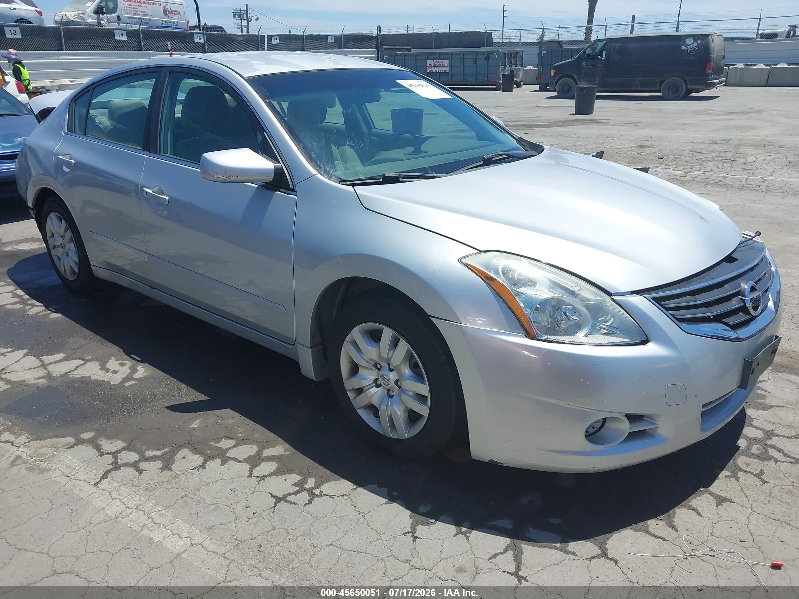 2011 Nissan Altima 2.5 S Silver vin: 1N4AL2AP0BN504952