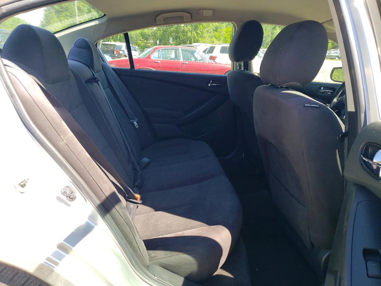 2011 Nissan Altima 2.5 Серебряный vin: 1N4AL2AP0BN505227