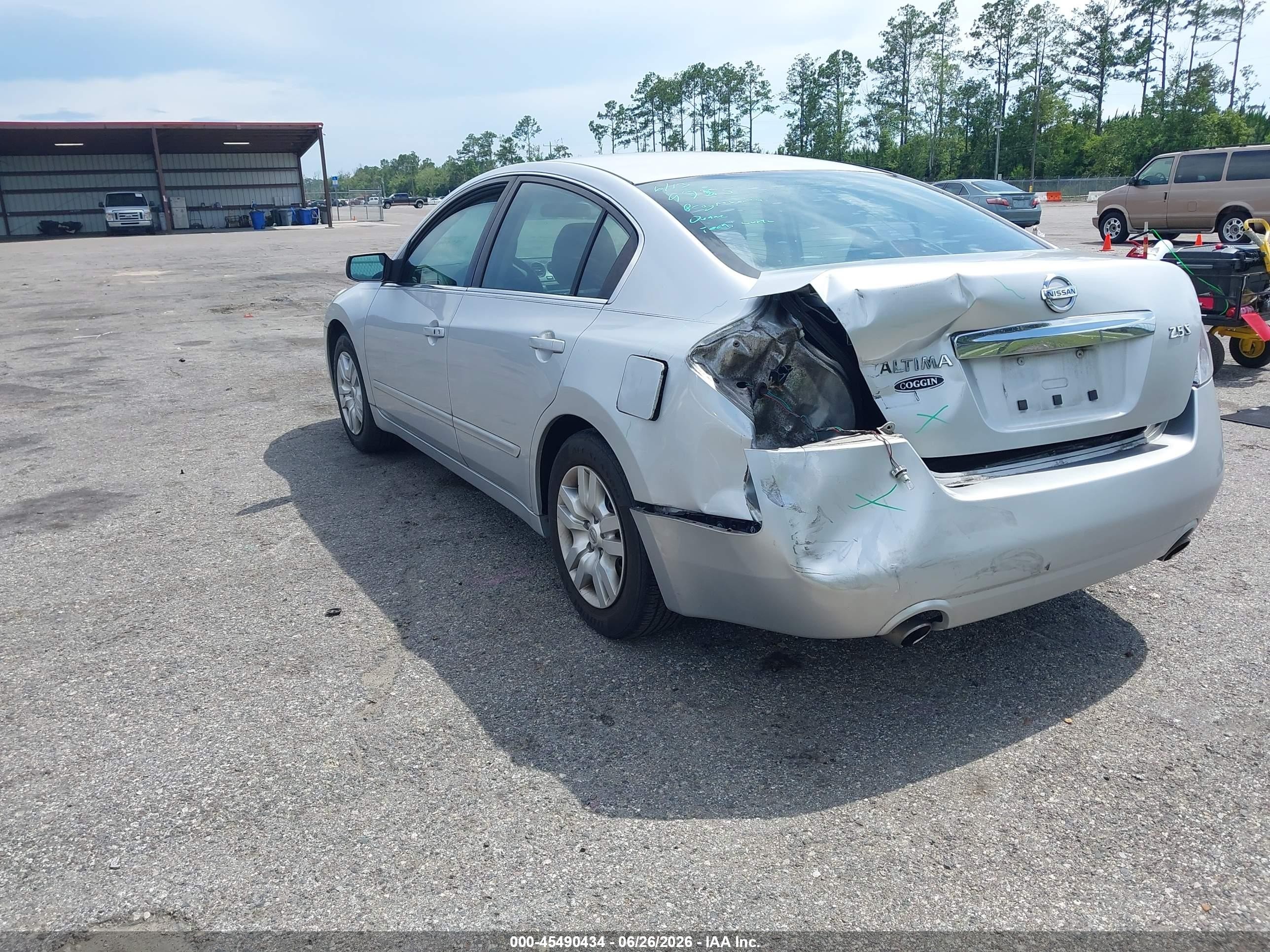 2012 Nissan Altima 2.5 S Silver vin: 1N4AL2AP0CC105052