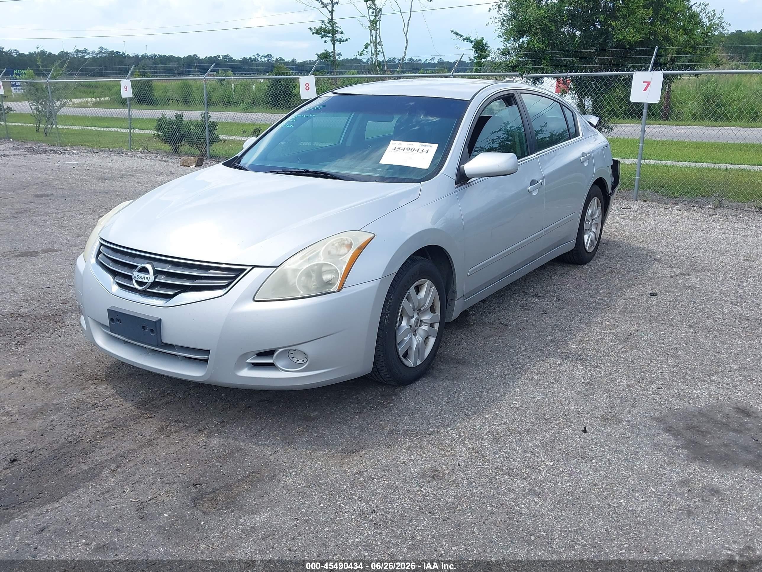 2012 Nissan Altima 2.5 S Silver vin: 1N4AL2AP0CC105052