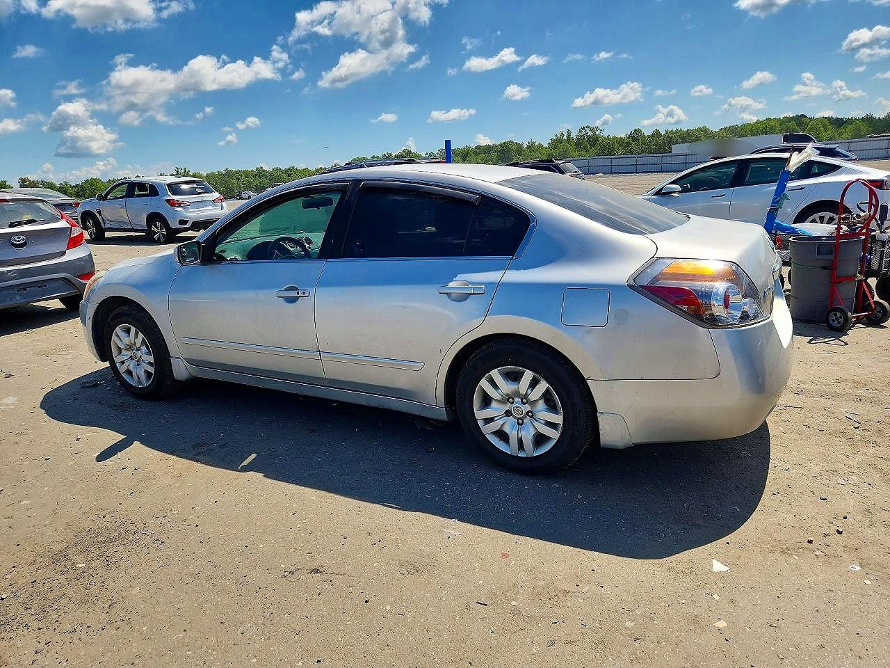 2012 Nissan Altima 2.5 Серебряный vin: 1N4AL2AP0CC155532
