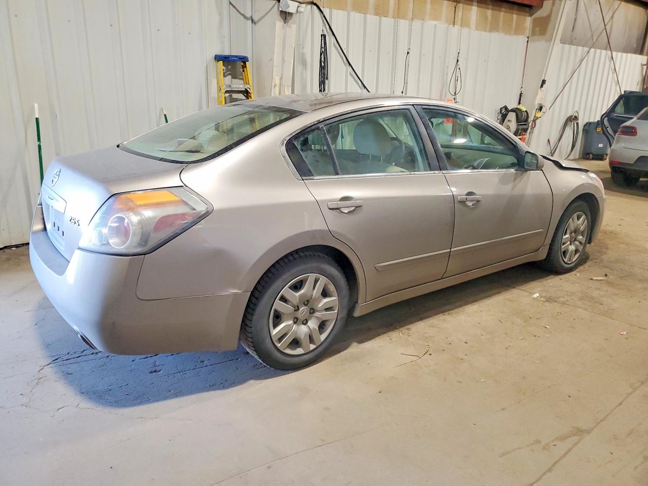 2012 Nissan Altima 2.5 Gold vin: 1N4AL2AP0CC228396