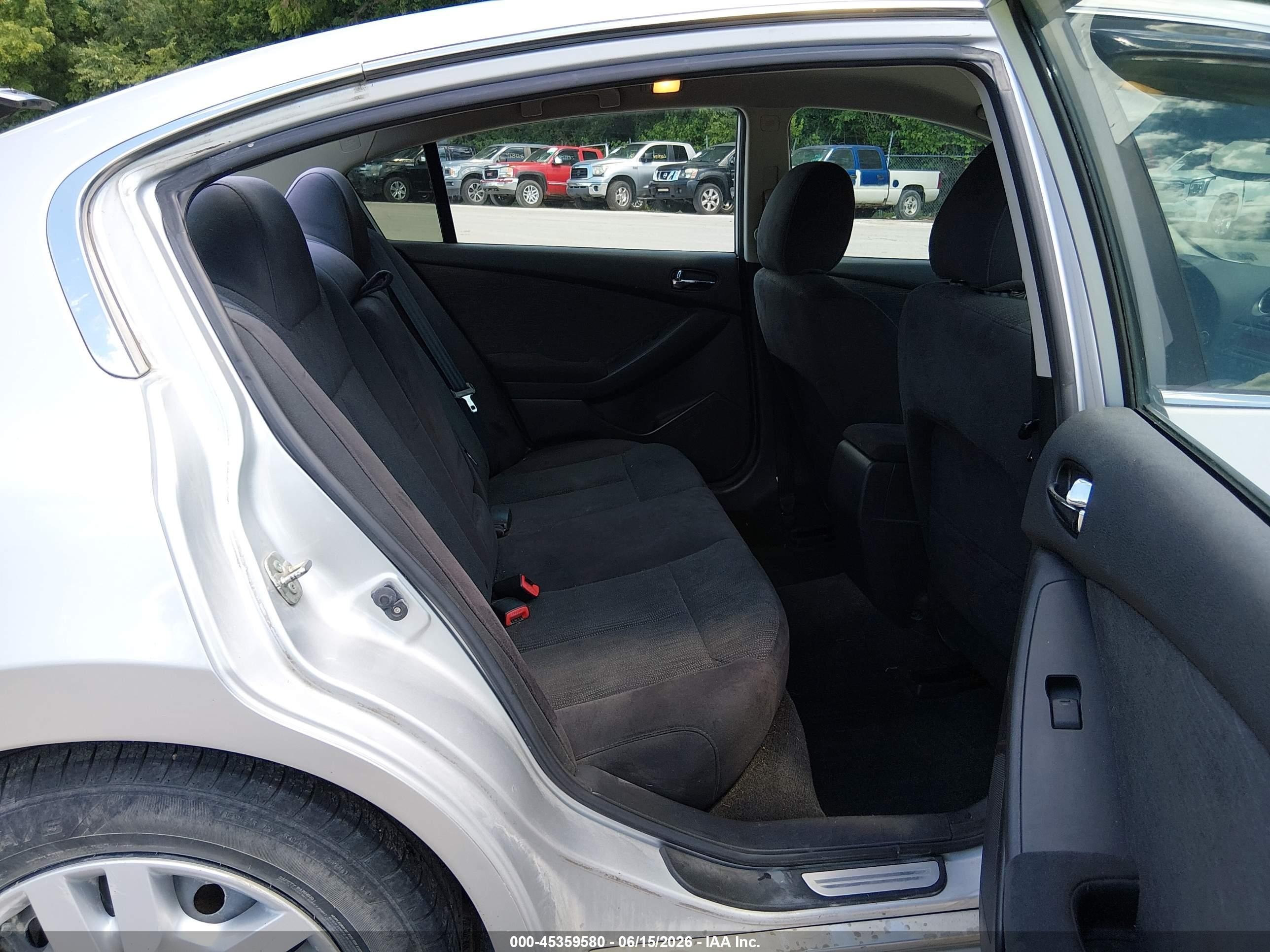 2012 Nissan Altima 2.5 S Silver vin: 1N4AL2AP0CN422561