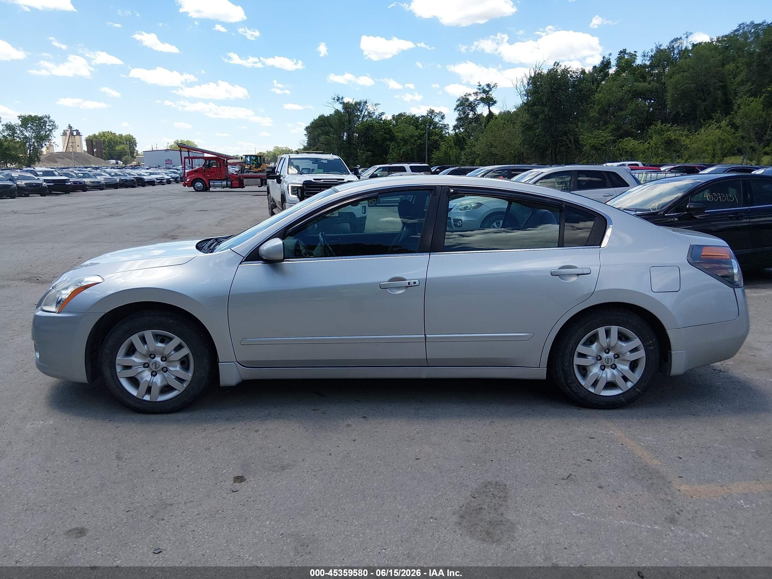 2012 Nissan Altima 2.5 S Silver vin: 1N4AL2AP0CN422561