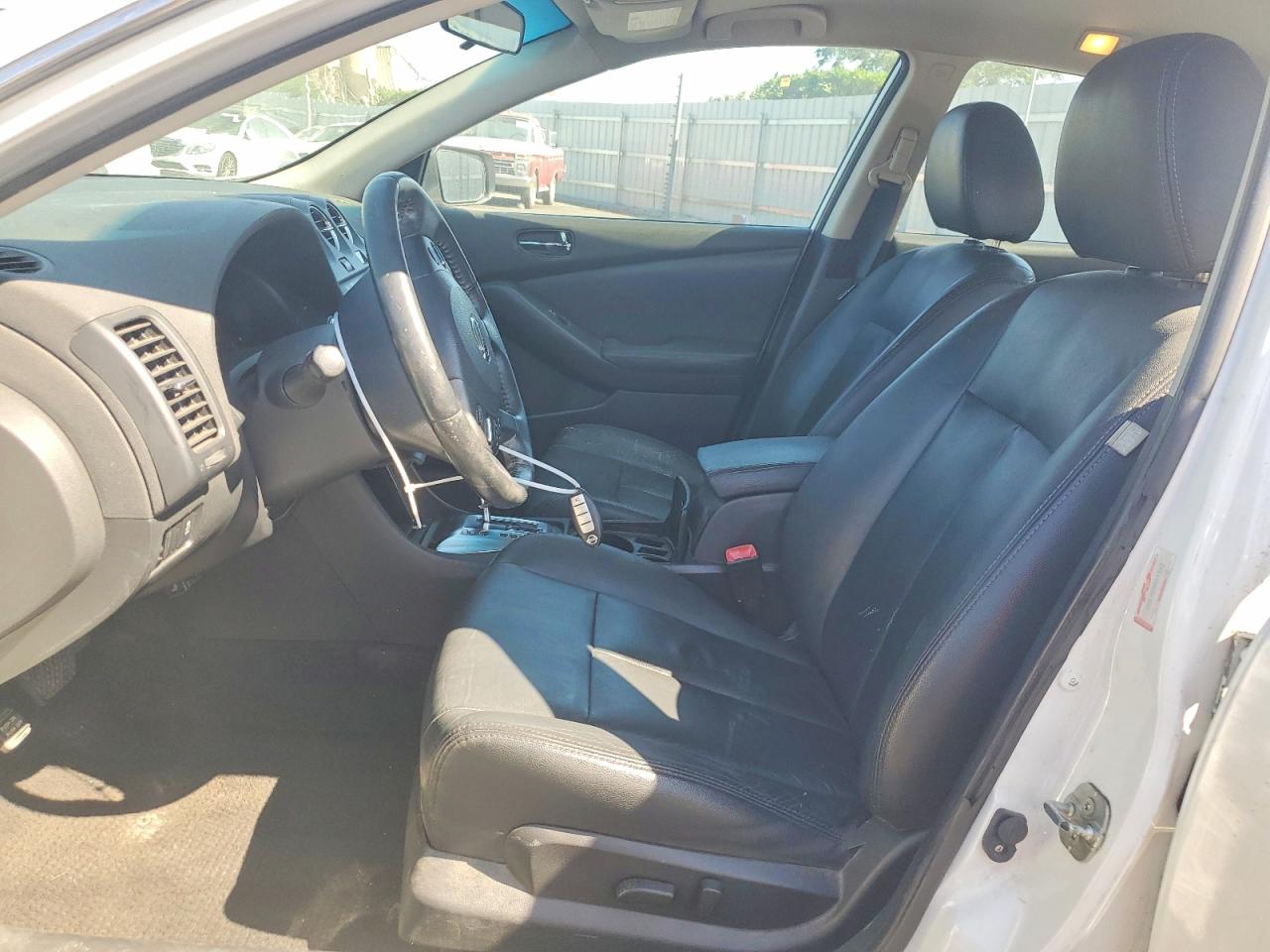 2012 Nissan Altima 2.5 White vin: 1N4AL2AP0CN429008