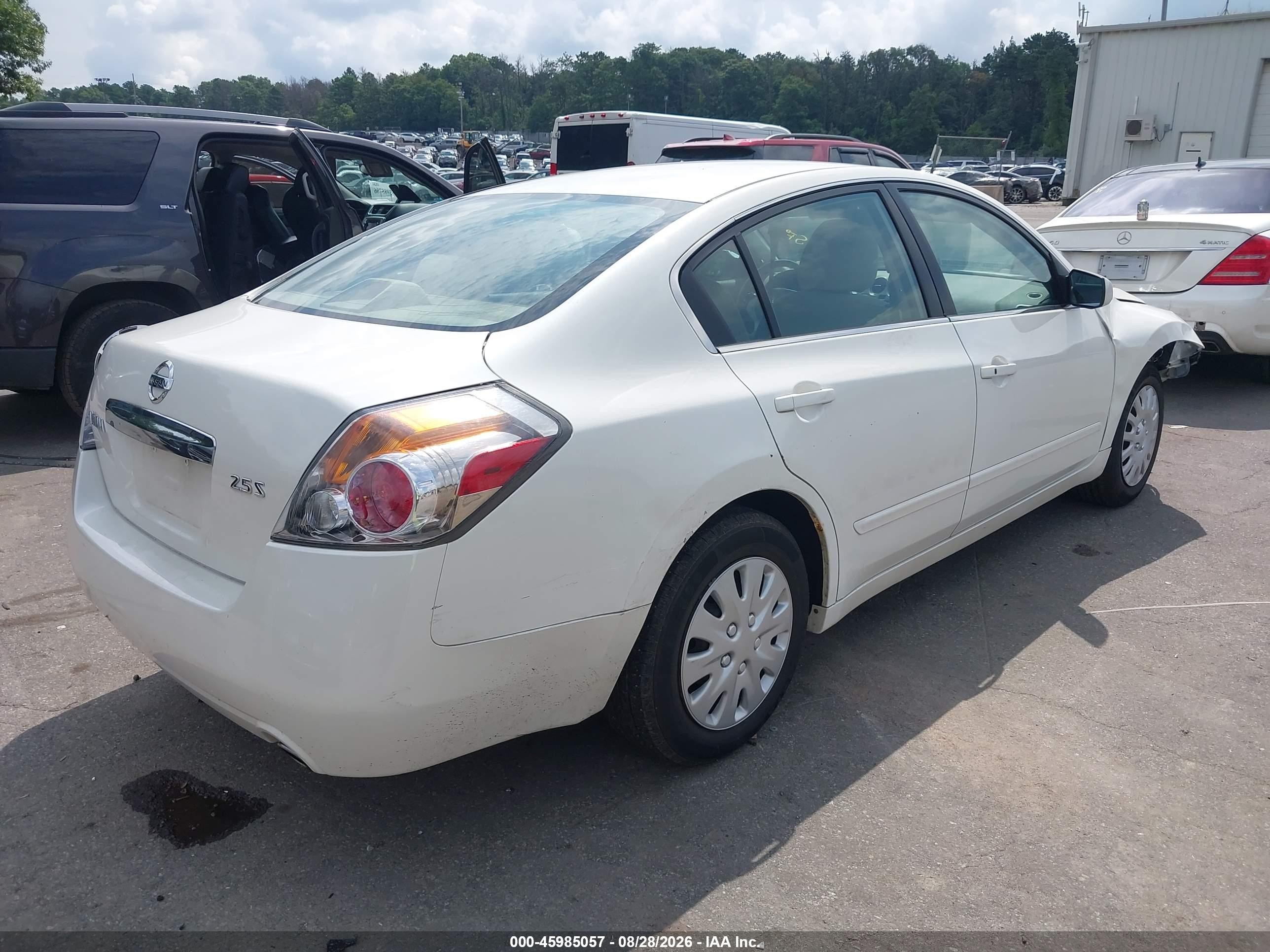 2012 Nissan Altima 2.5 S White vin: 1N4AL2AP0CN460632