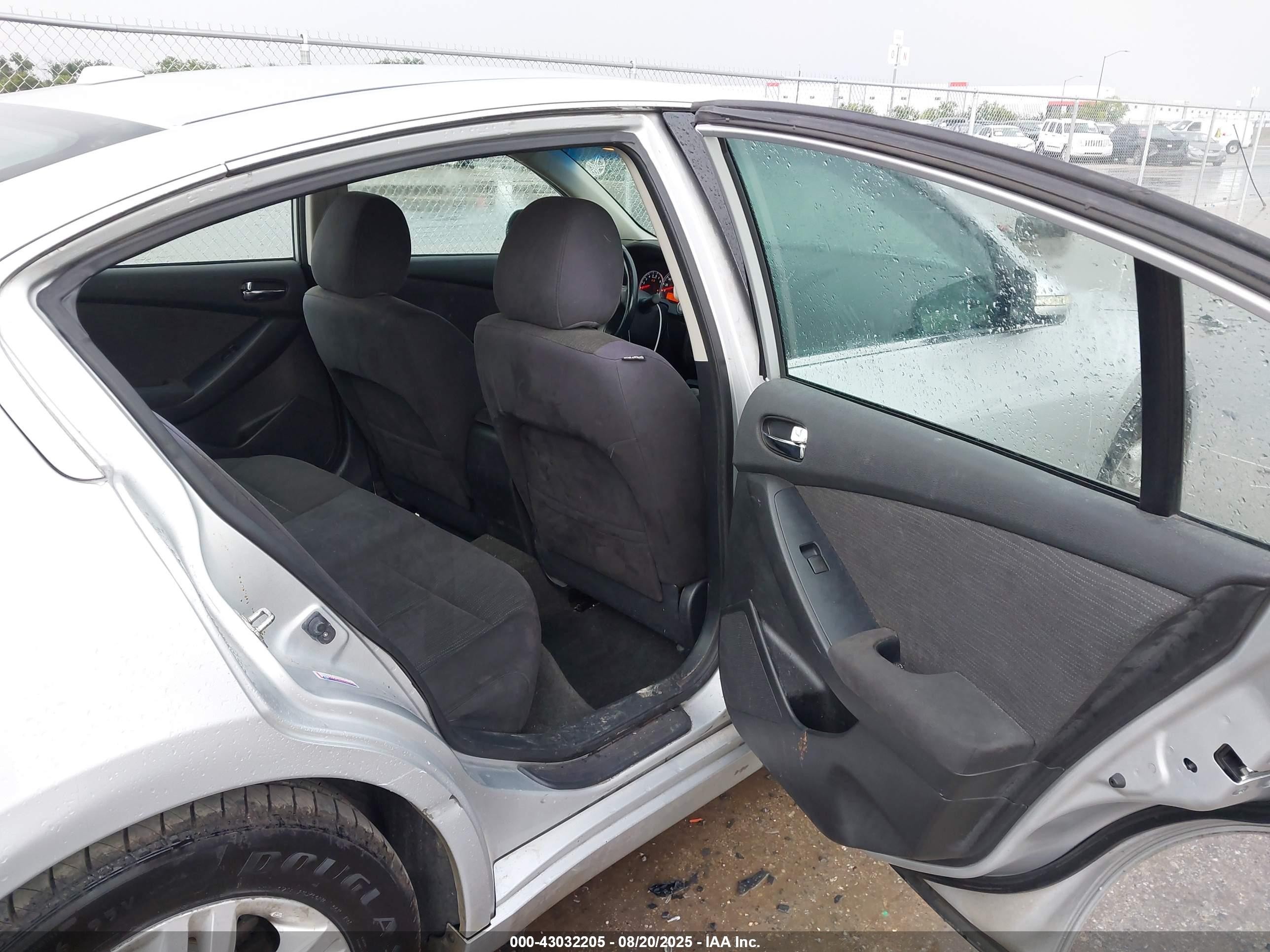 2012 Nissan Altima 2.5 S Silver vin: 1N4AL2AP0CN520988