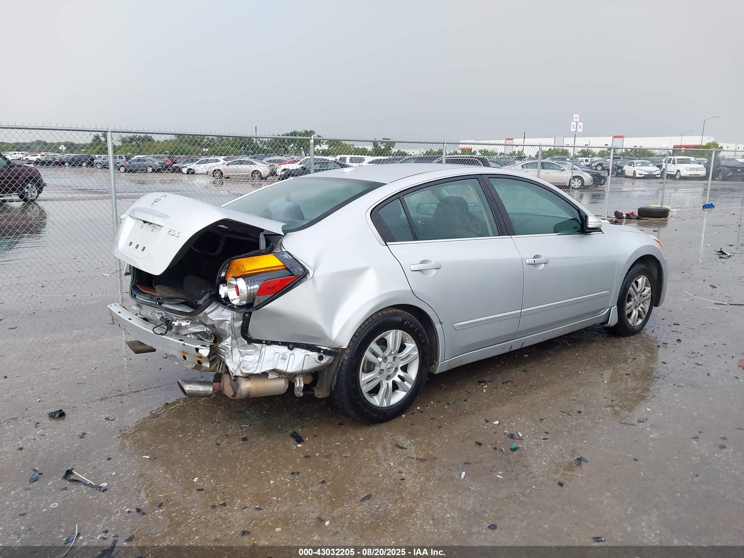 2012 Nissan Altima 2.5 S Silver vin: 1N4AL2AP0CN520988