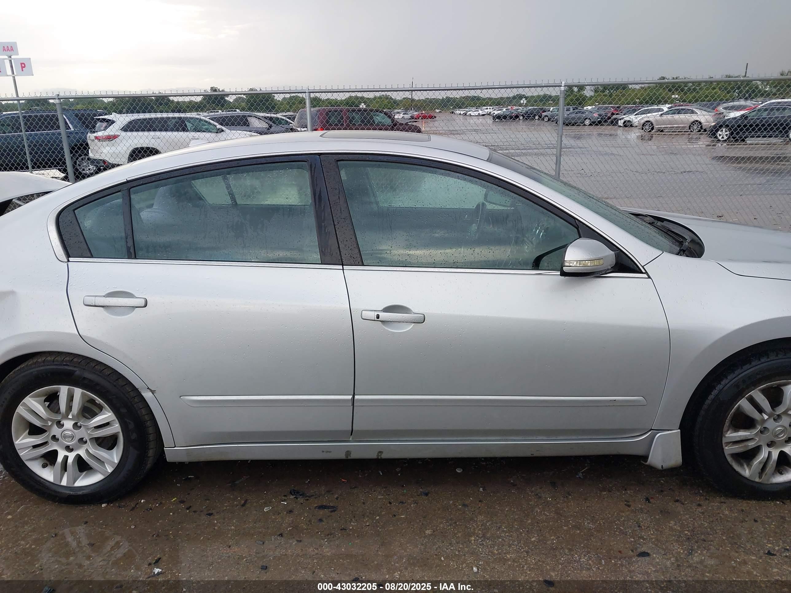 2012 Nissan Altima 2.5 S Silver vin: 1N4AL2AP0CN520988