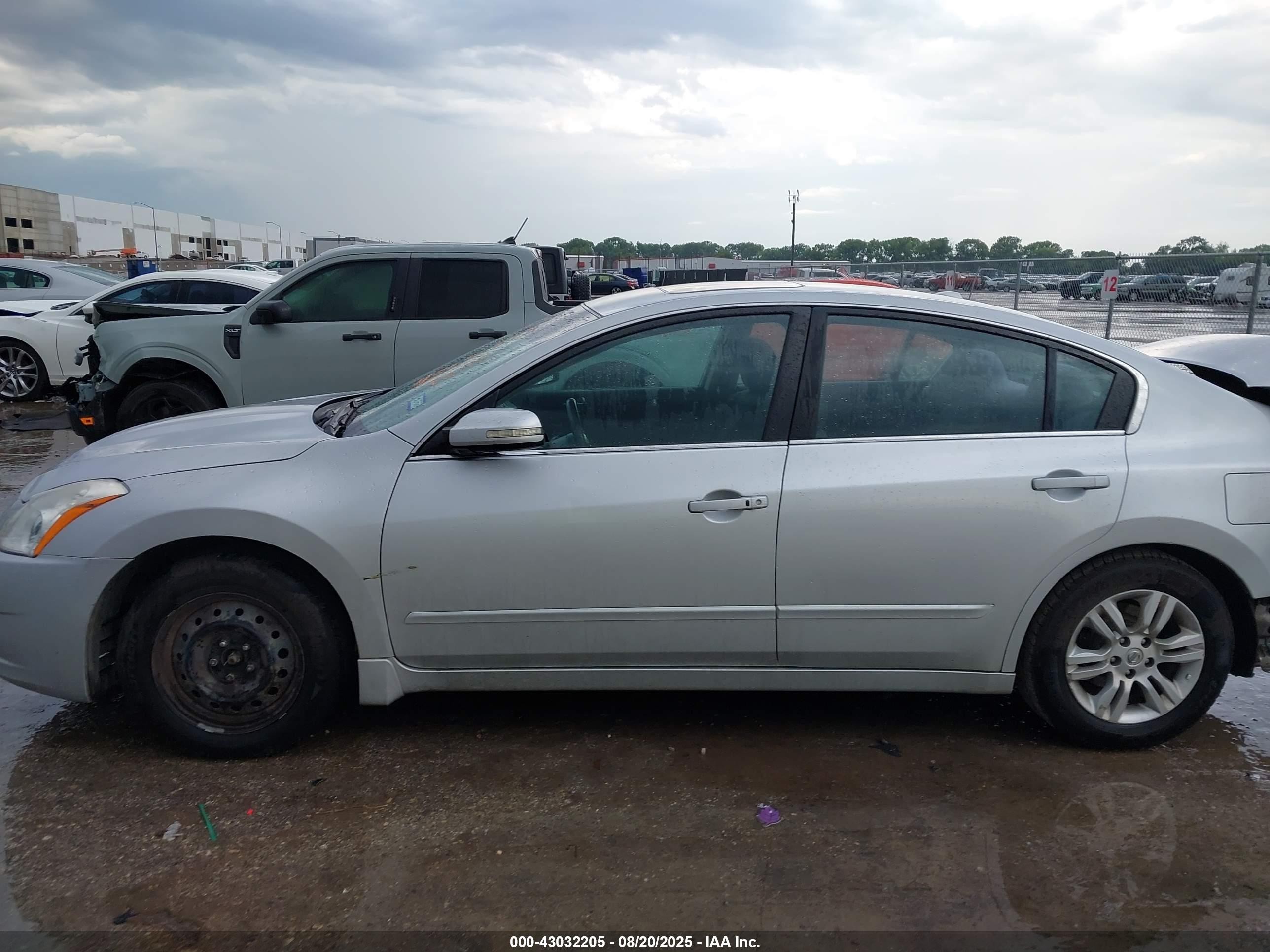 2012 Nissan Altima 2.5 S Silver vin: 1N4AL2AP0CN520988