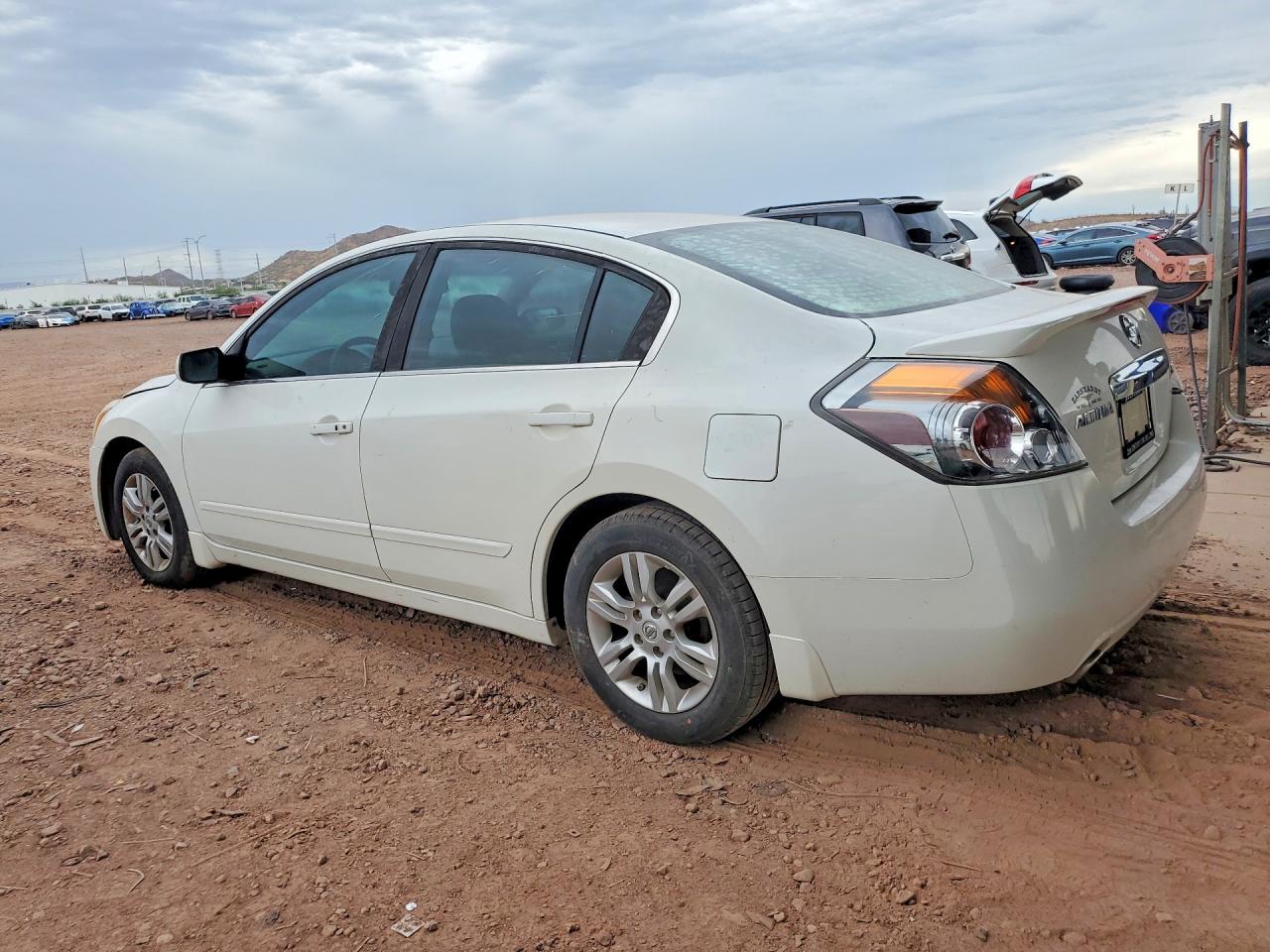 2012 Nissan Altima 2.5 White vin: 1N4AL2AP0CN565638