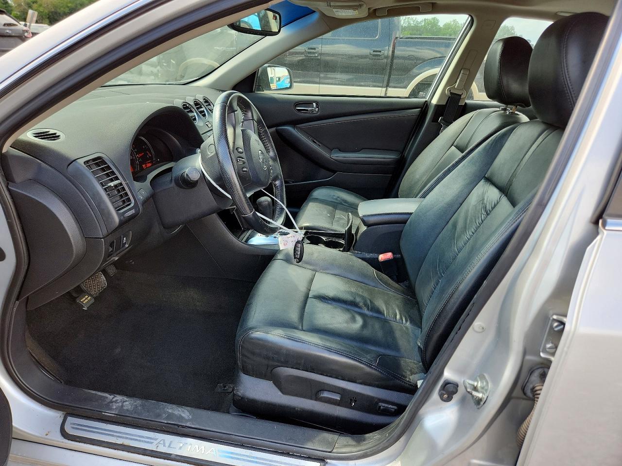 2012 Nissan Altima Base Silver vin: 1N4AL2AP0CN571553