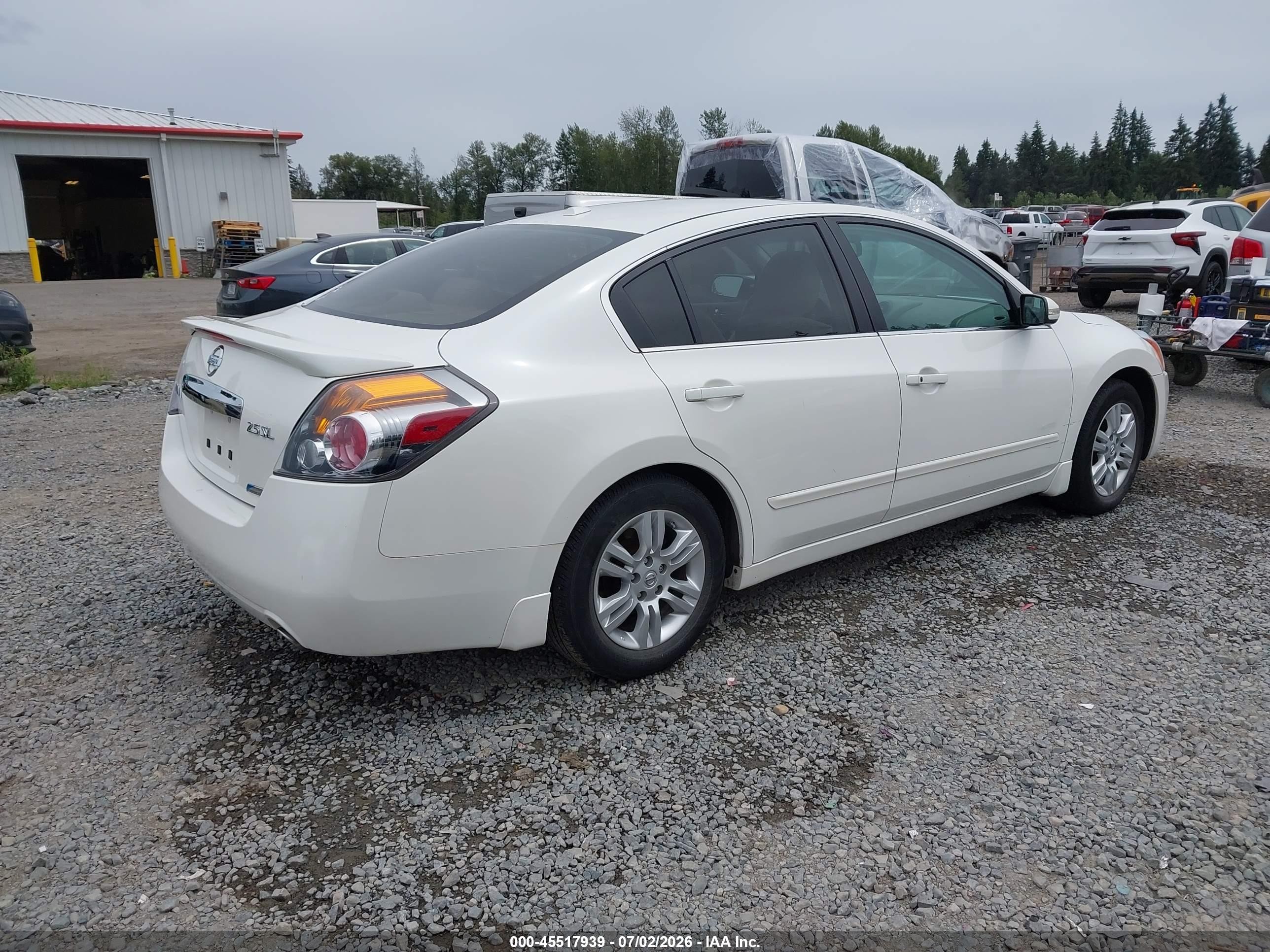 2010 Nissan Altima 2.5 S White vin: 1N4AL2AP1AC119278