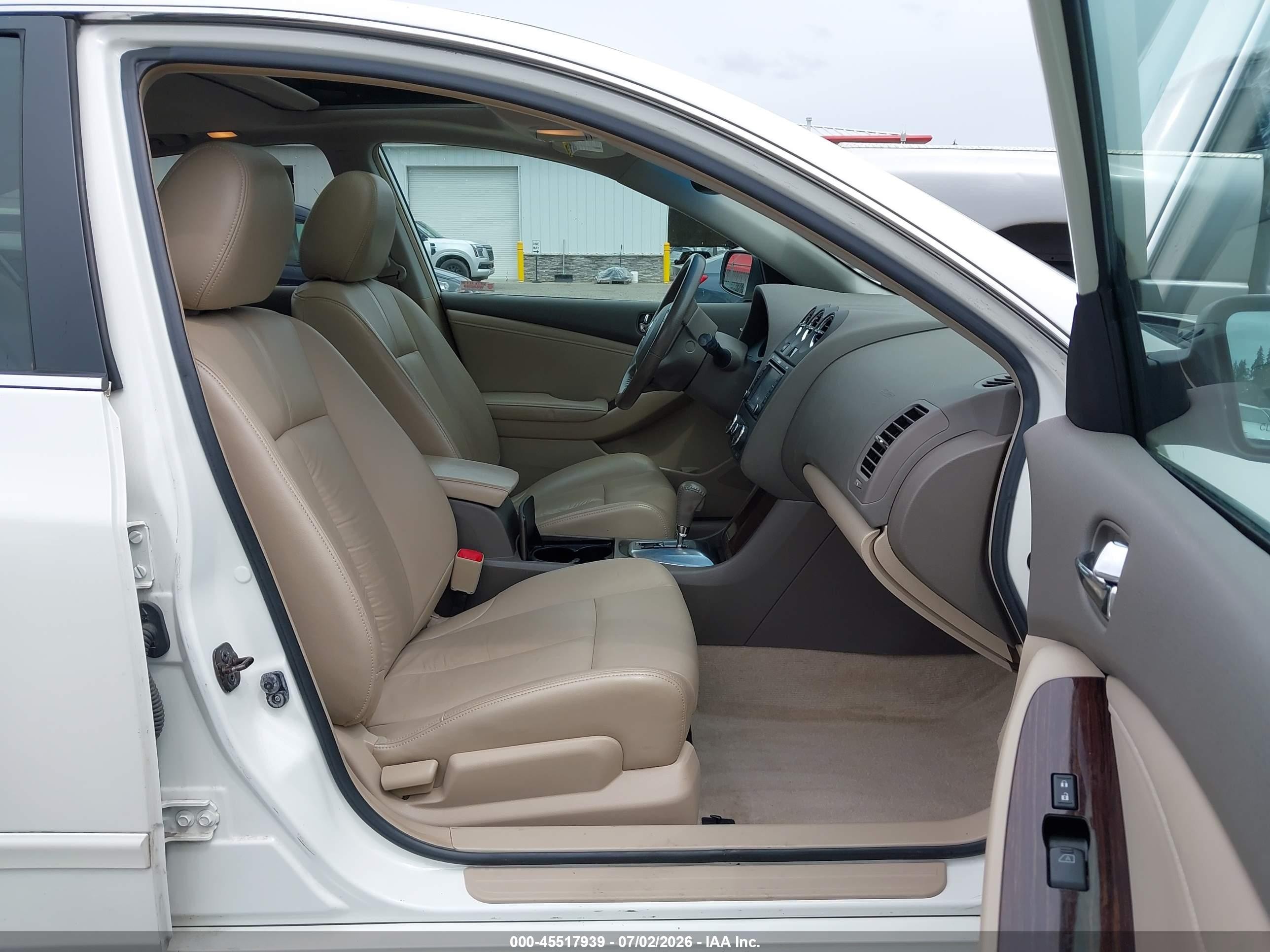 2010 Nissan Altima 2.5 S White vin: 1N4AL2AP1AC119278