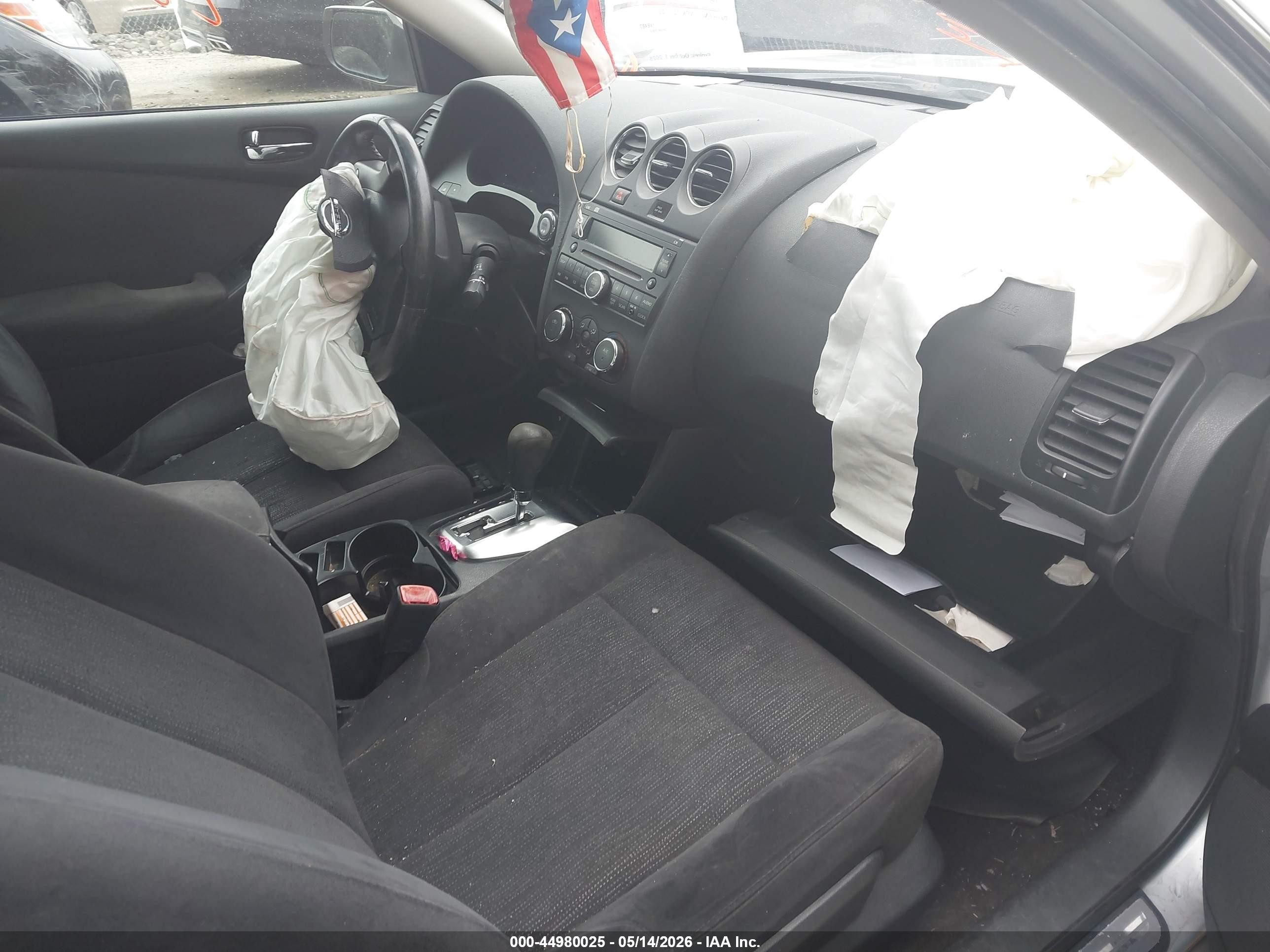 2010 Nissan Altima 2.5 S Silver vin: 1N4AL2AP1AC158002