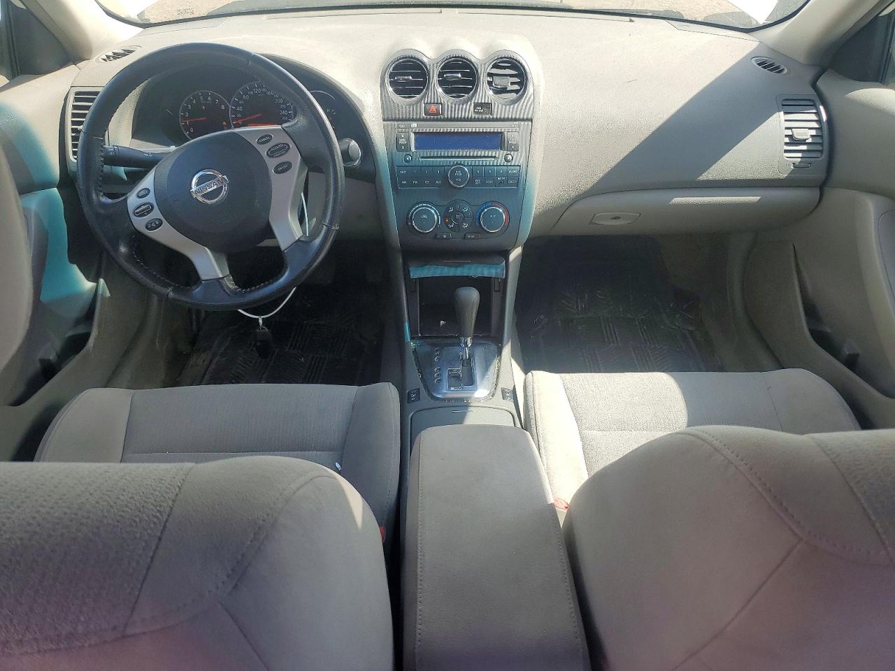 2010 Nissan Altima 2.5 White vin: 1N4AL2AP1AC179108
