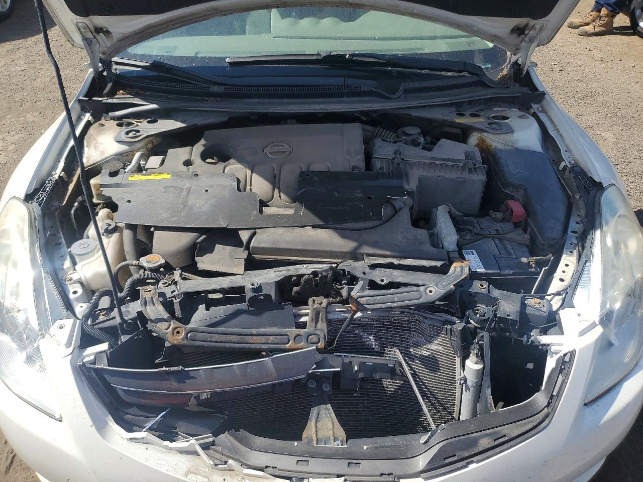 2010 Nissan Altima 2.5 White vin: 1N4AL2AP1AC179108