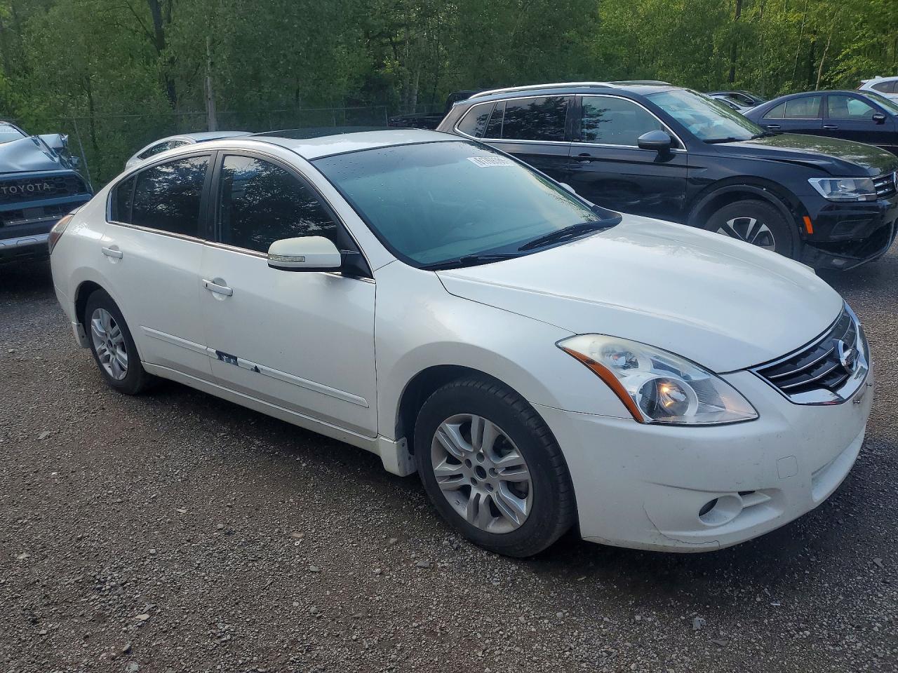 2010 Nissan Altima 2.5 White vin: 1N4AL2AP1AC183353