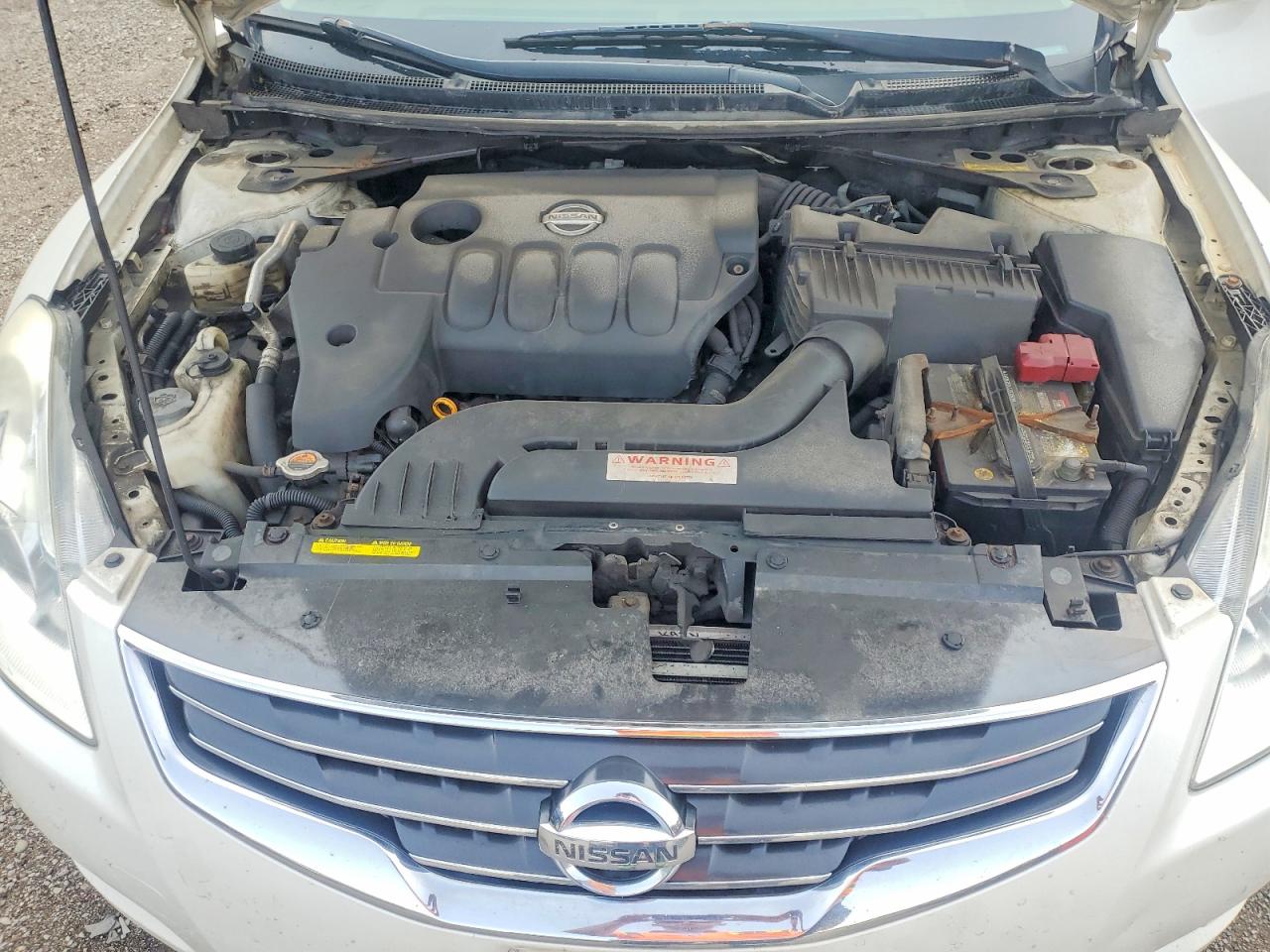 2010 Nissan Altima 2.5 White vin: 1N4AL2AP1AC183353