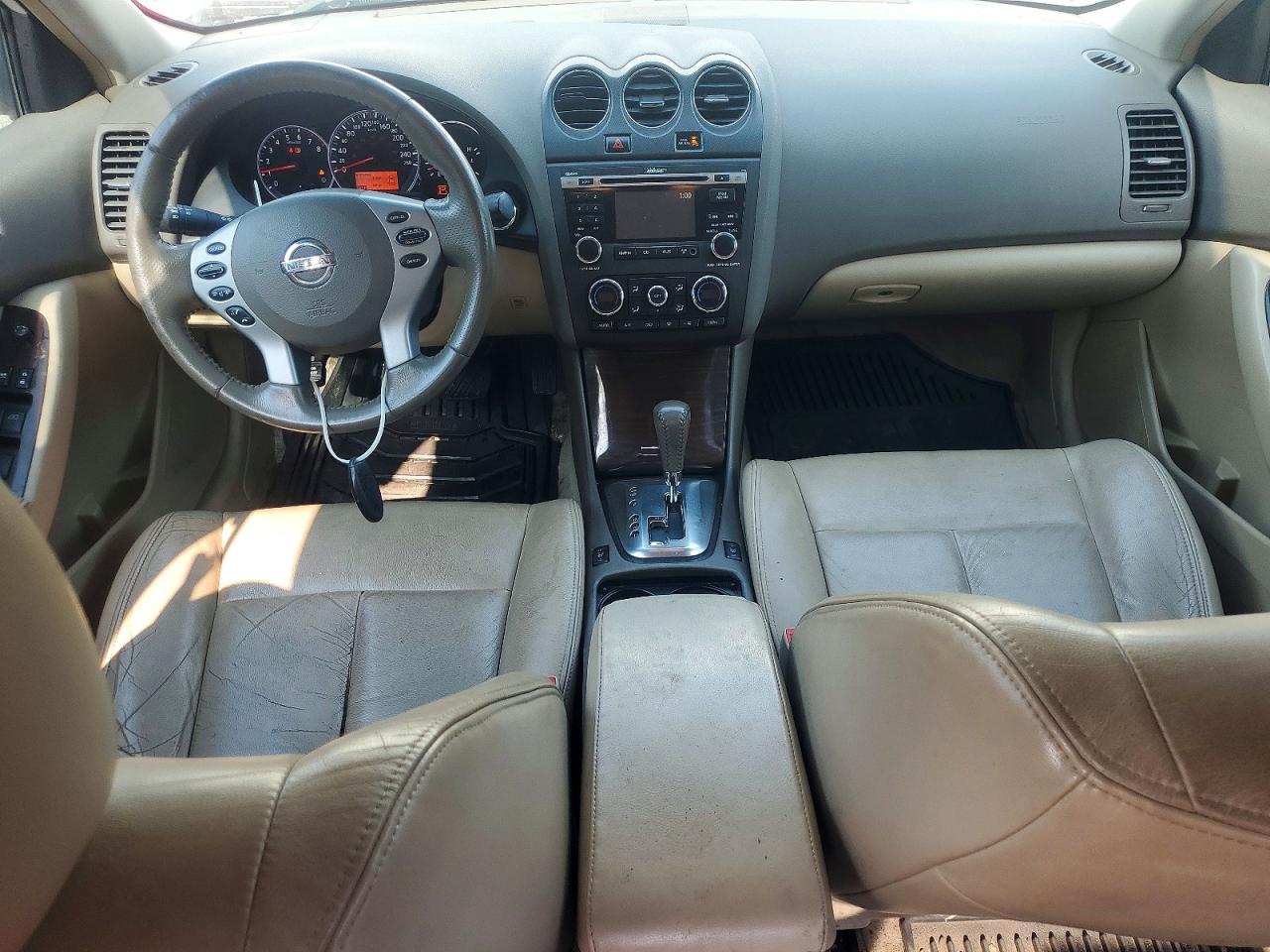 2010 Nissan Altima 2.5 White vin: 1N4AL2AP1AC183353