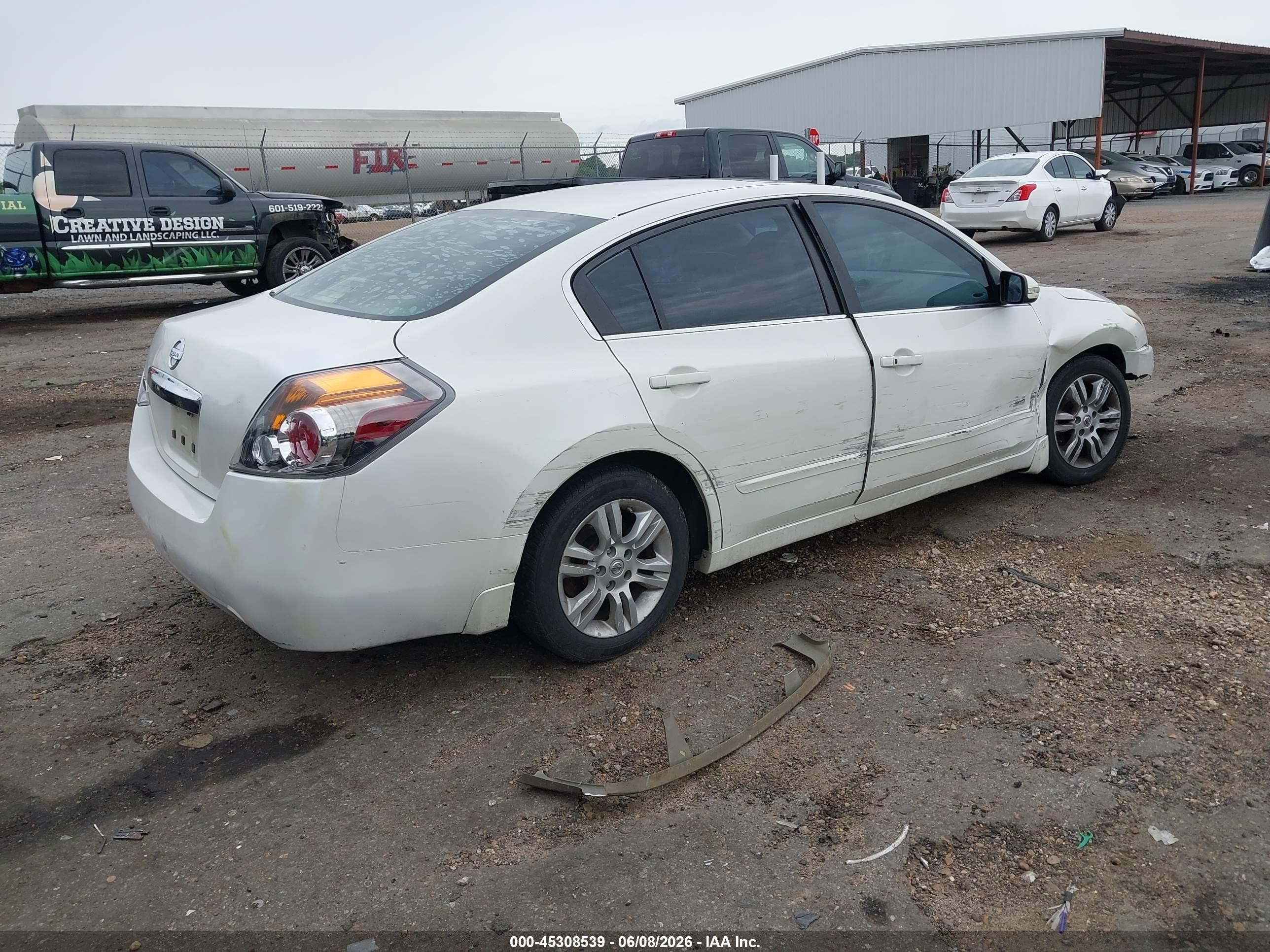 2010 Nissan Altima 2.5 S White vin: 1N4AL2AP1AN423800