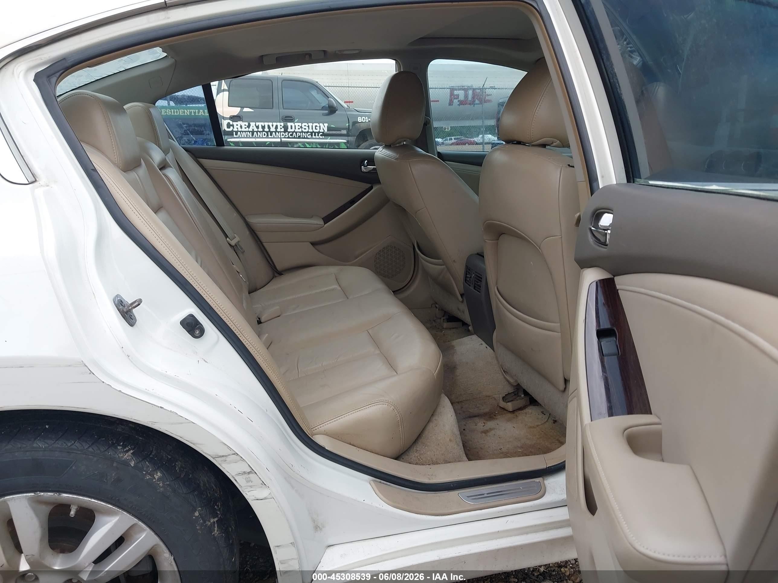 2010 Nissan Altima 2.5 S White vin: 1N4AL2AP1AN423800