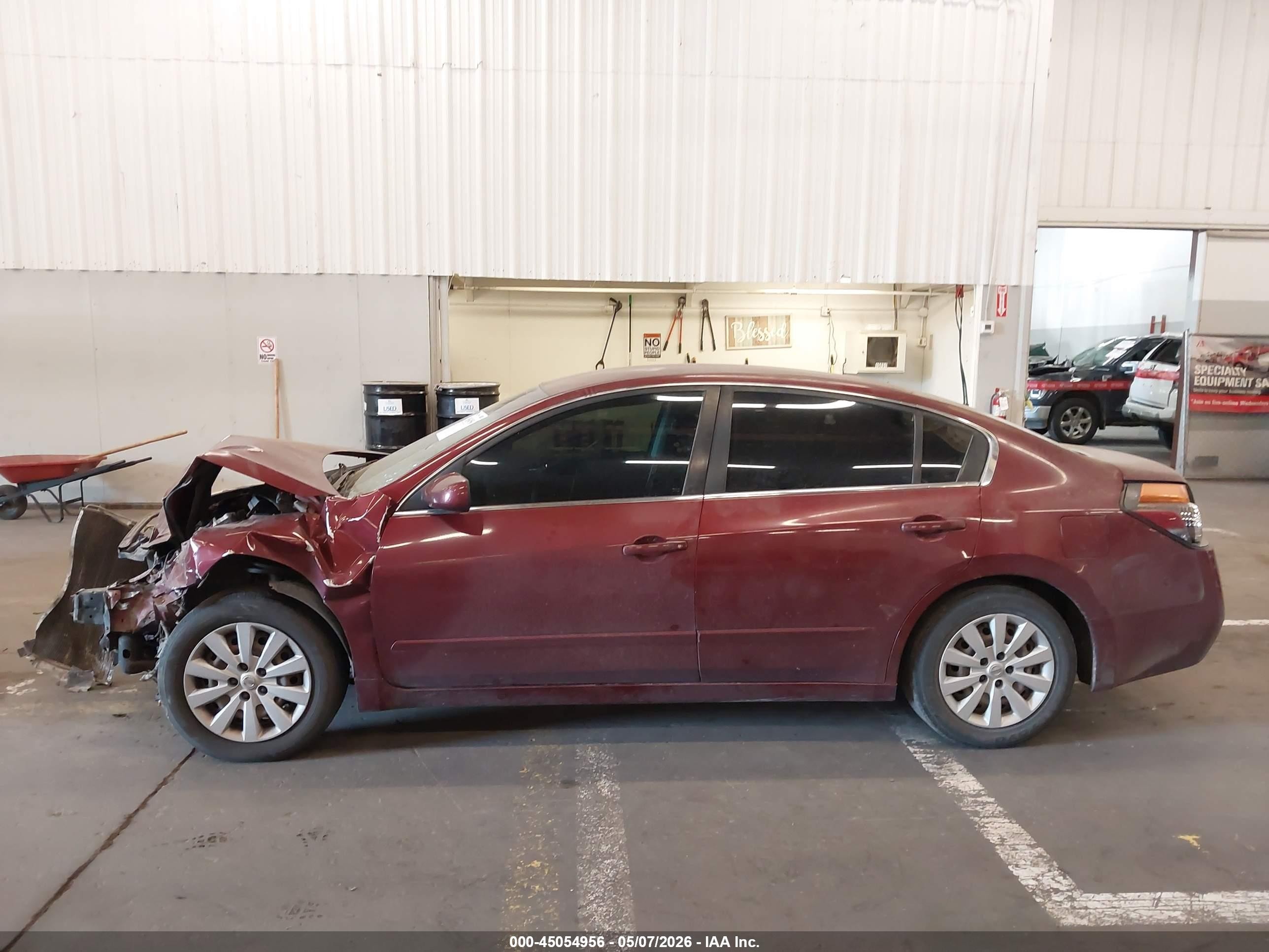 2010 Nissan Altima 2.5 S Red vin: 1N4AL2AP1AN442623