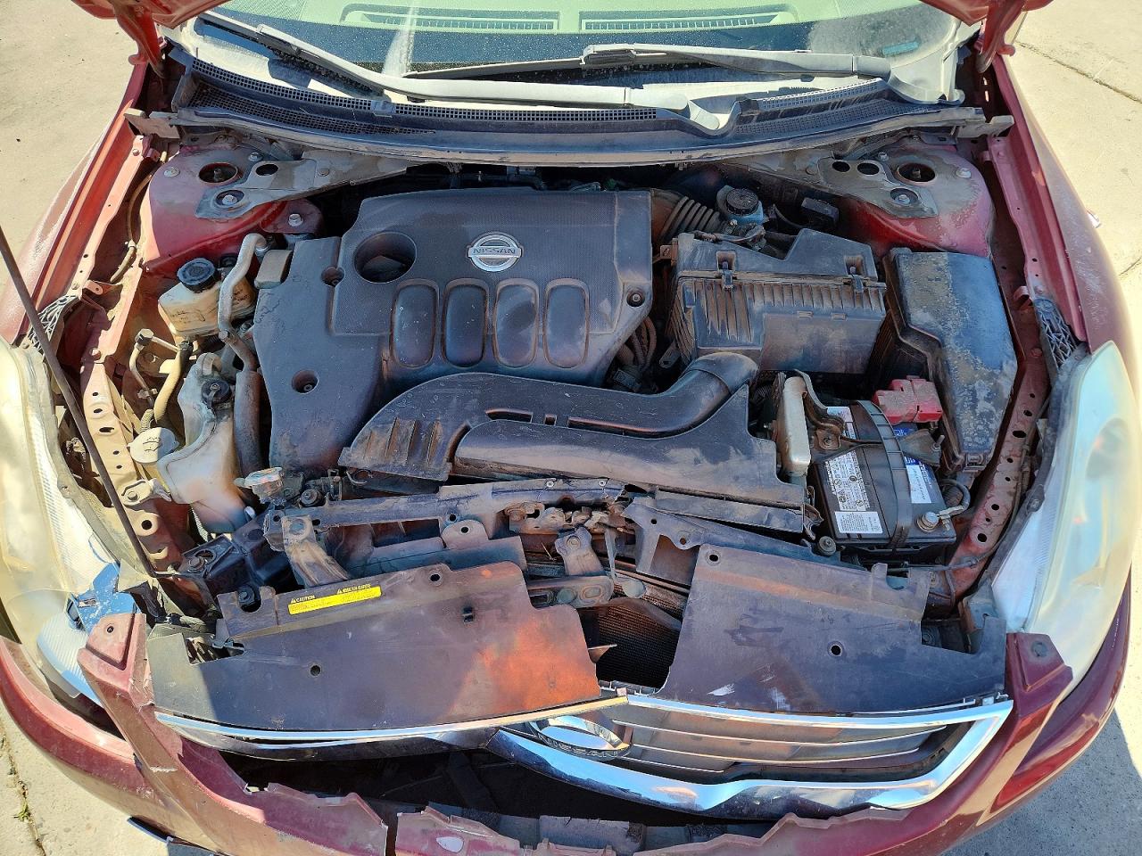 2010 Nissan Altima 2.5 Red vin: 1N4AL2AP1AN443660