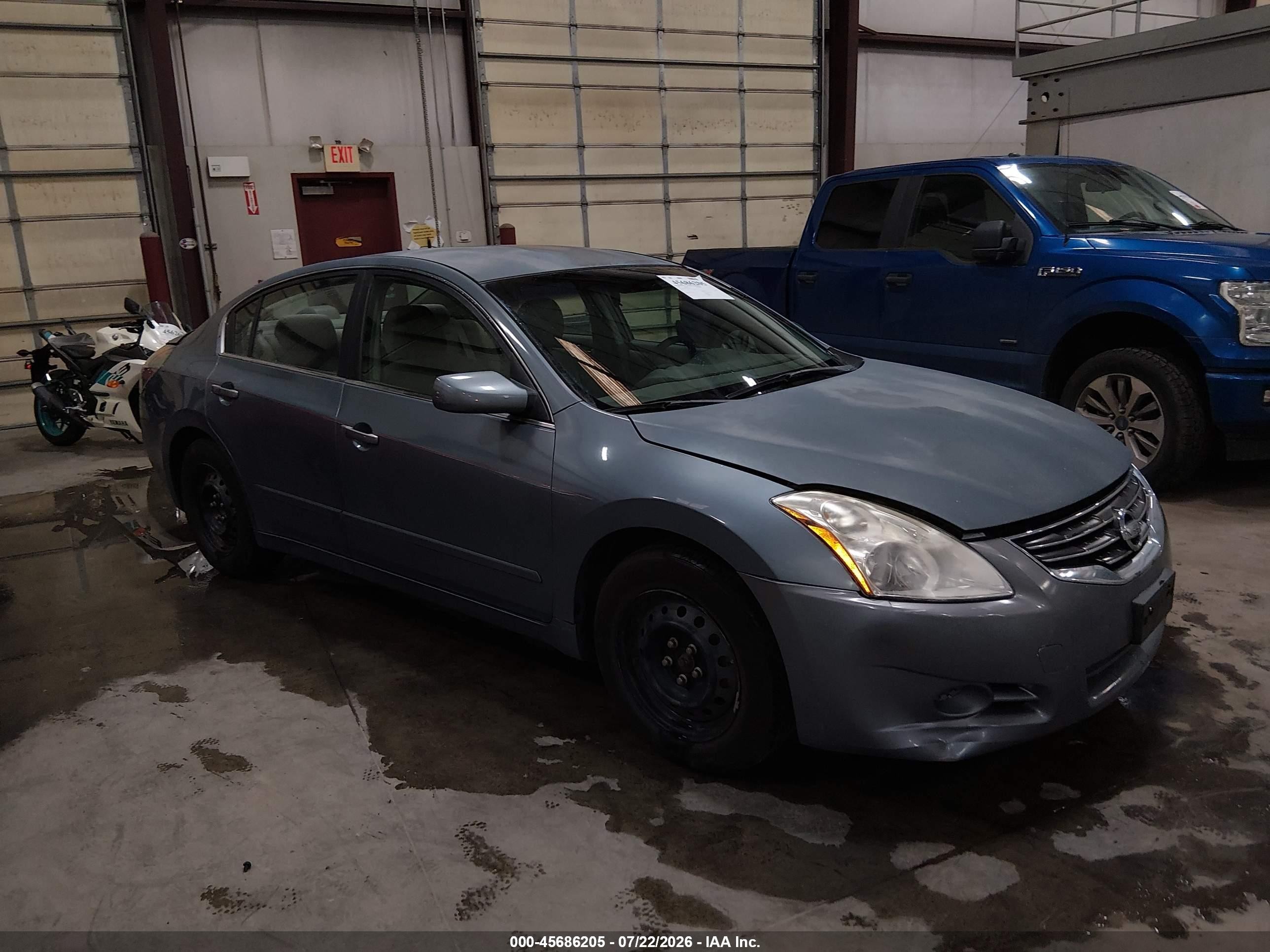 2010 Nissan Altima 2.5 S Light Blue vin: 1N4AL2AP1AN461107