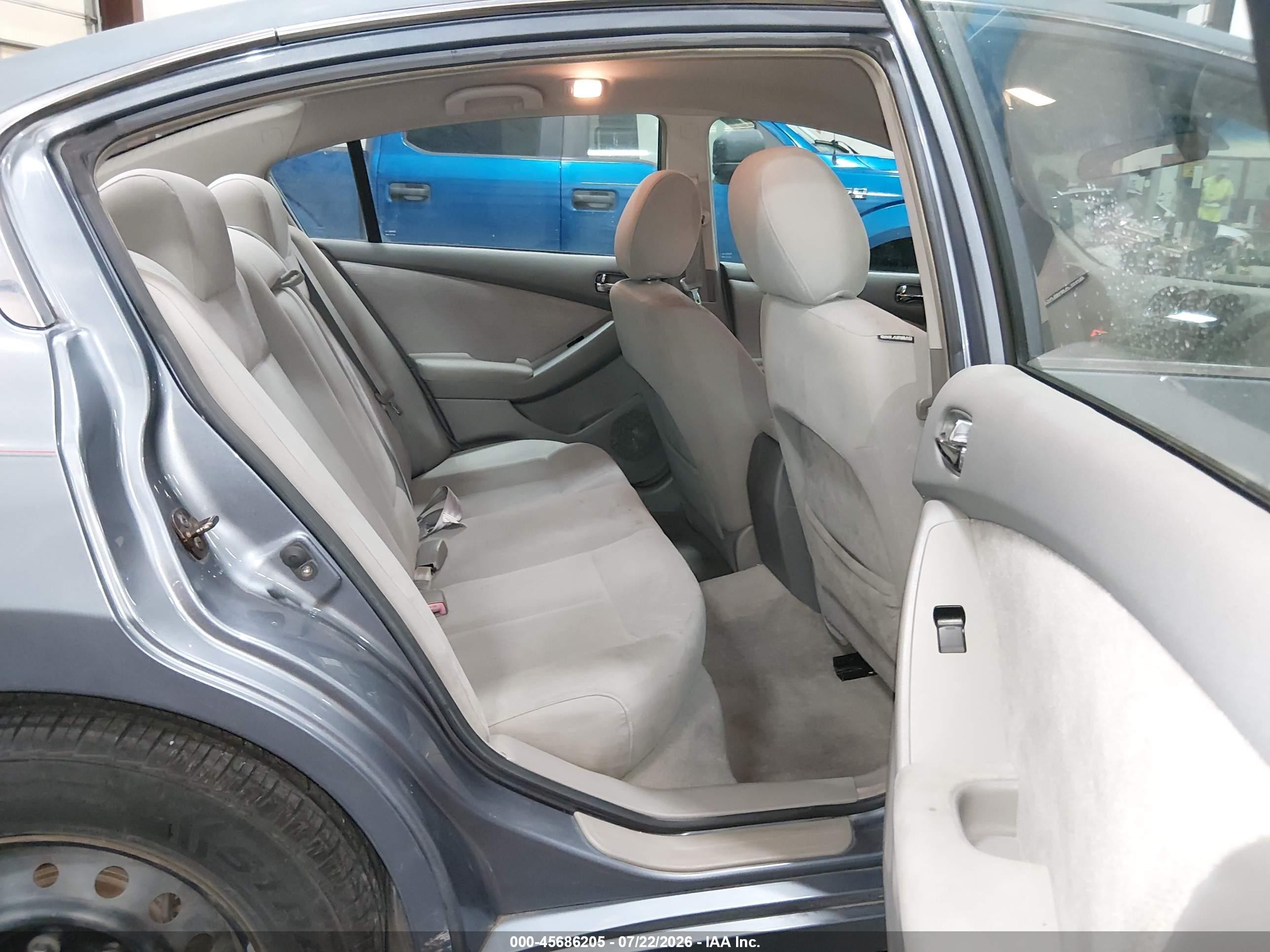 2010 Nissan Altima 2.5 S Light Blue vin: 1N4AL2AP1AN461107