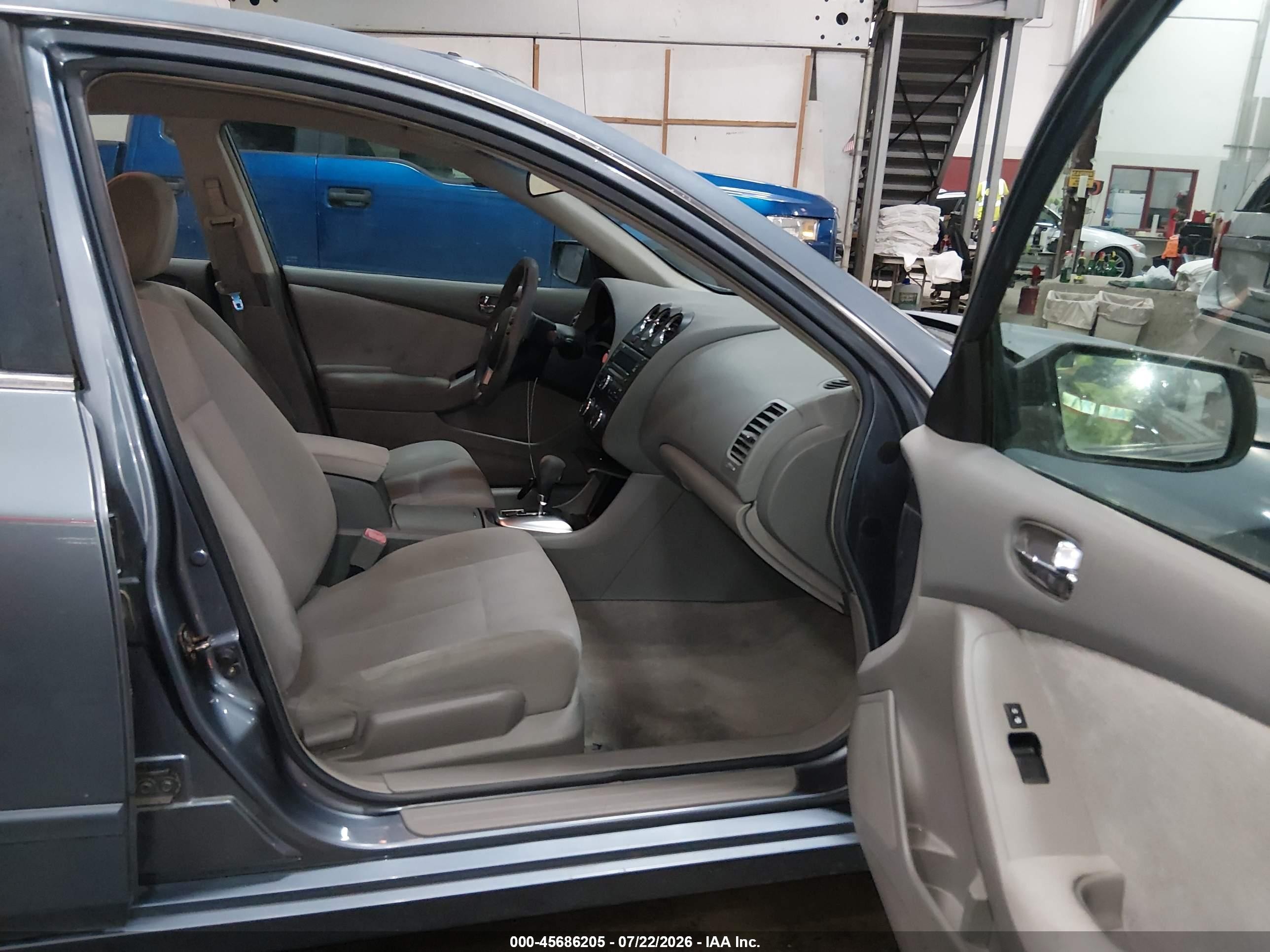 2010 Nissan Altima 2.5 S Light Blue vin: 1N4AL2AP1AN461107