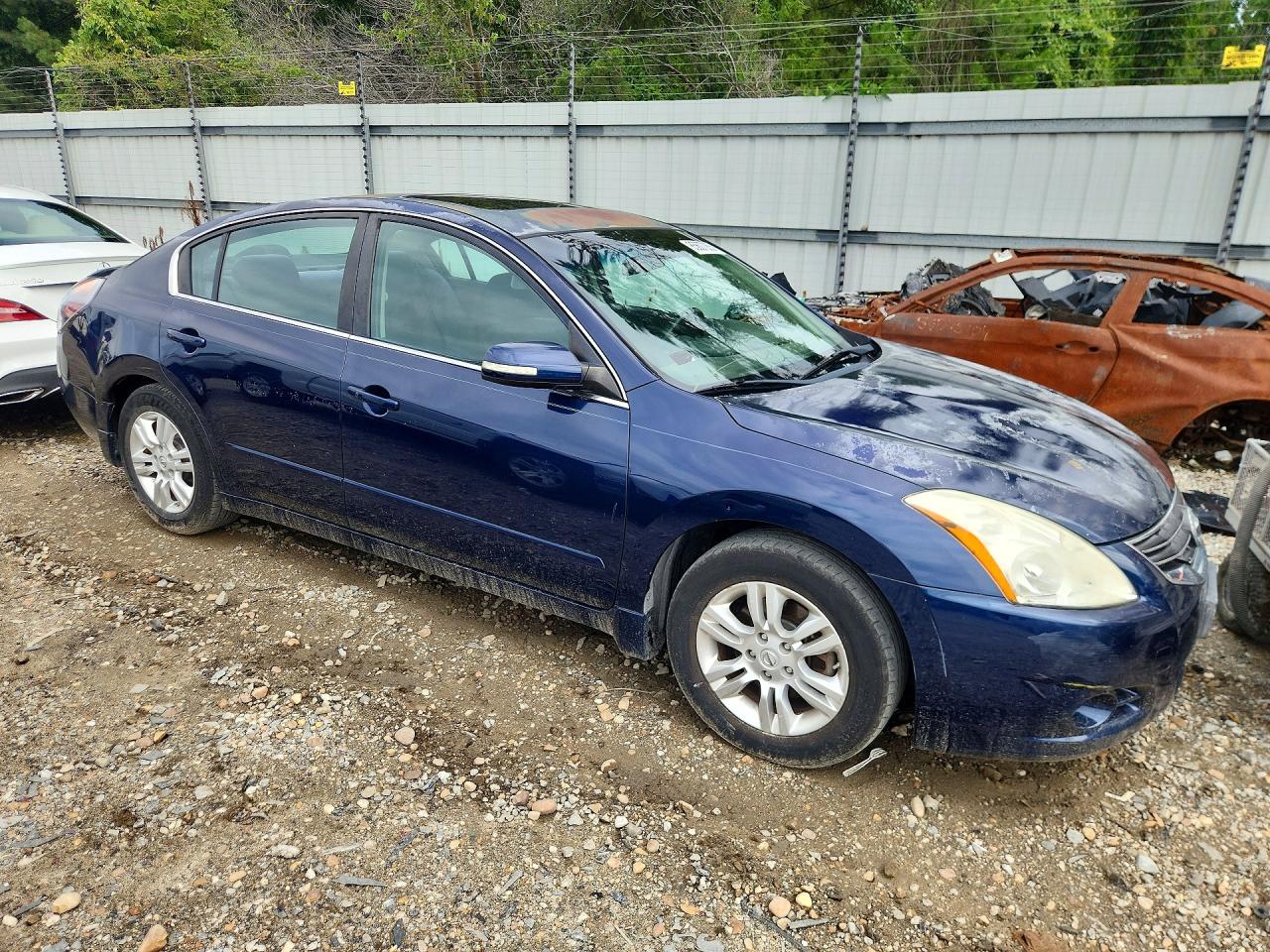 2010 Nissan Altima 2.5 Blue vin: 1N4AL2AP1AN489764