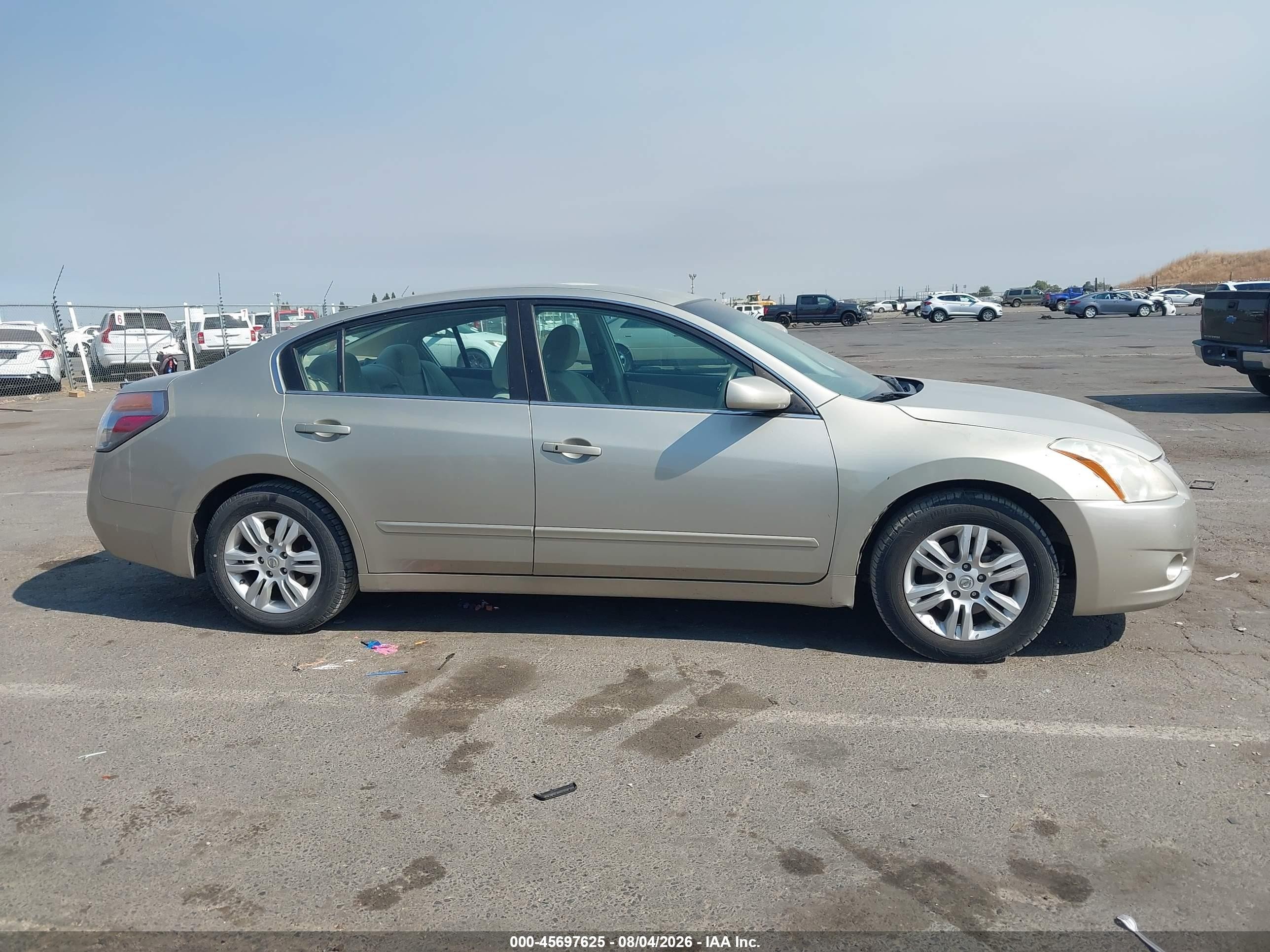 2010 Nissan Altima 2.5 S Brown vin: 1N4AL2AP1AN513433