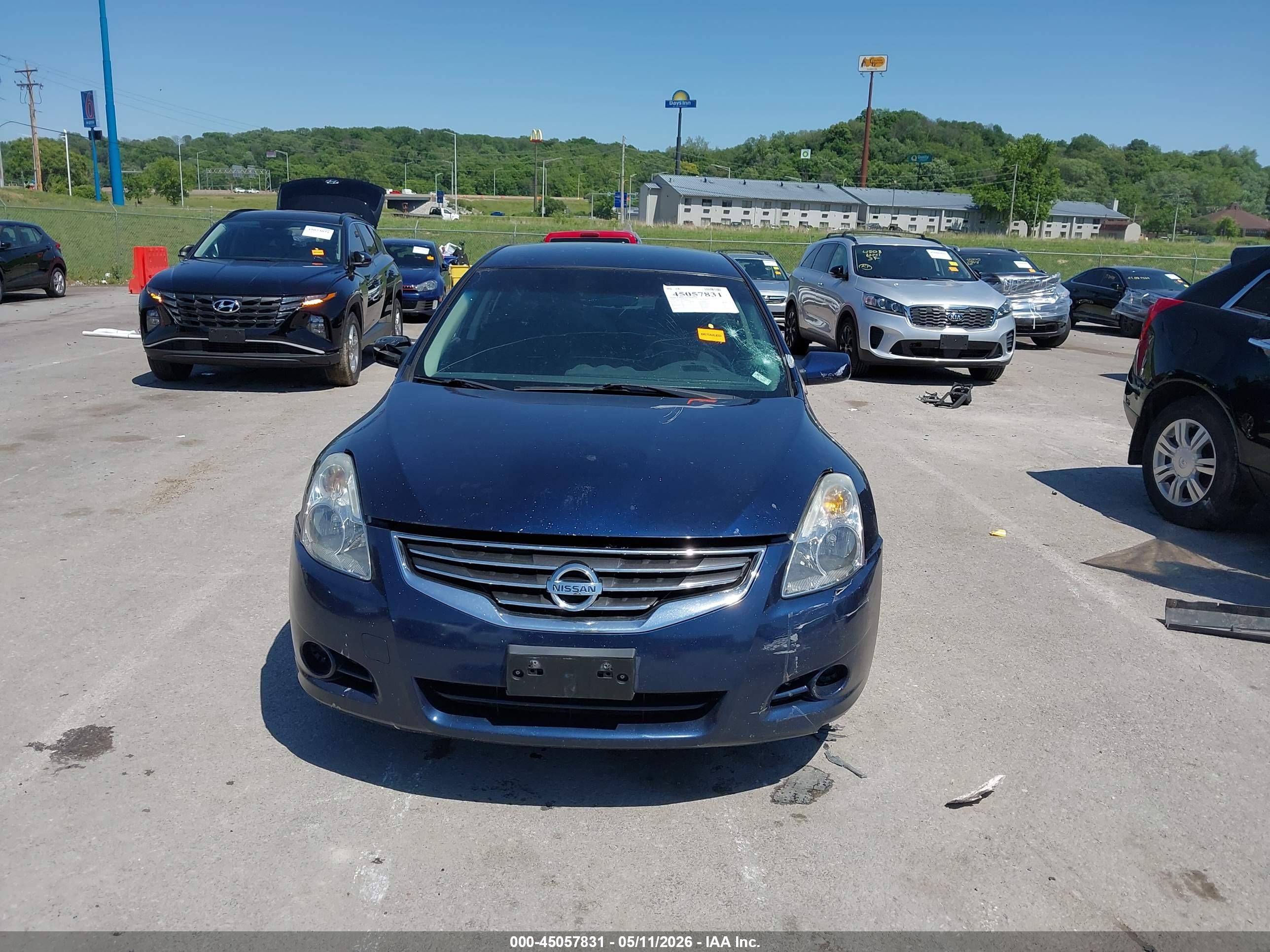2010 Nissan Altima 2.5 S Blue vin: 1N4AL2AP1AN559621