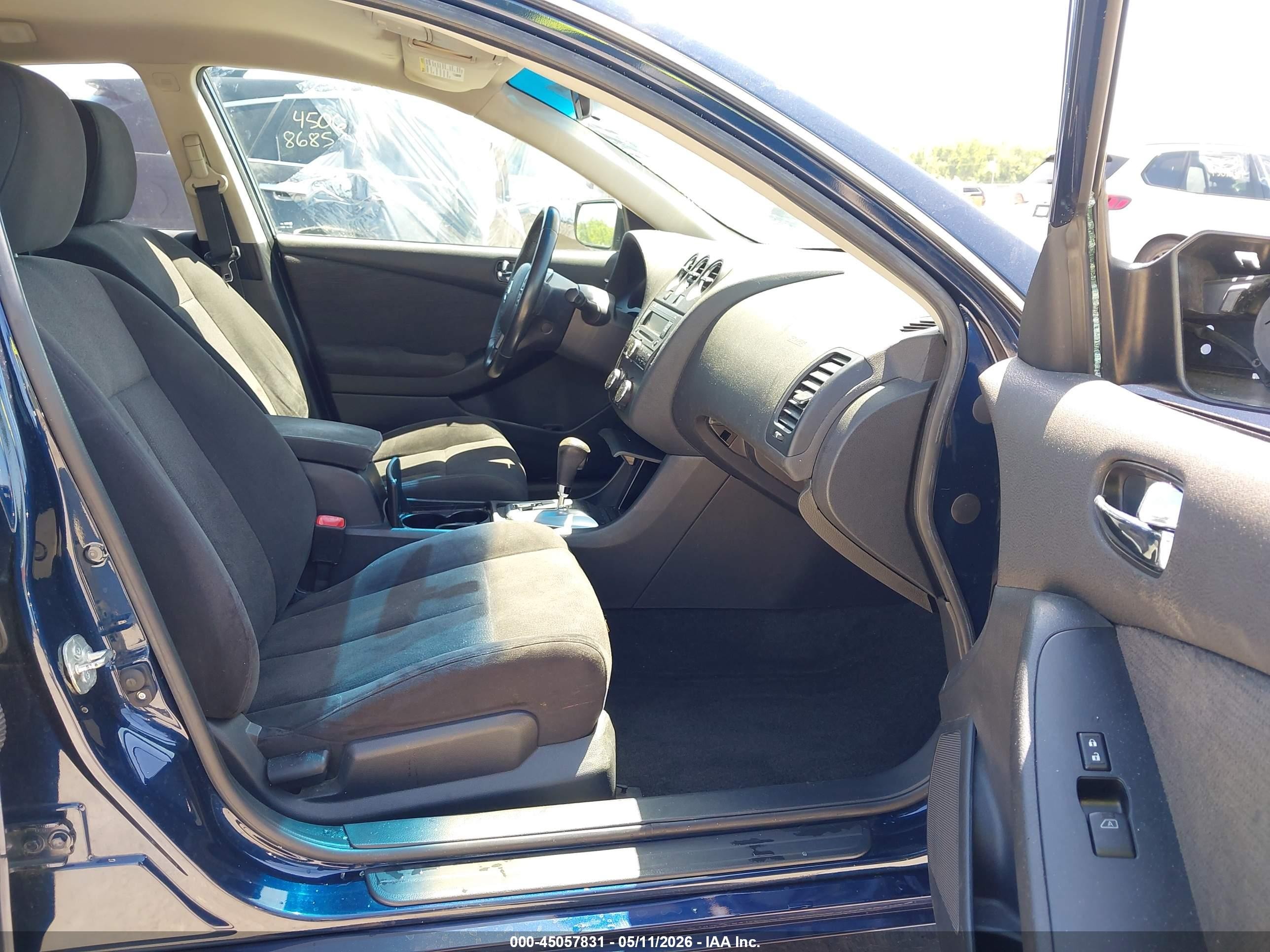 2010 Nissan Altima 2.5 S Blue vin: 1N4AL2AP1AN559621