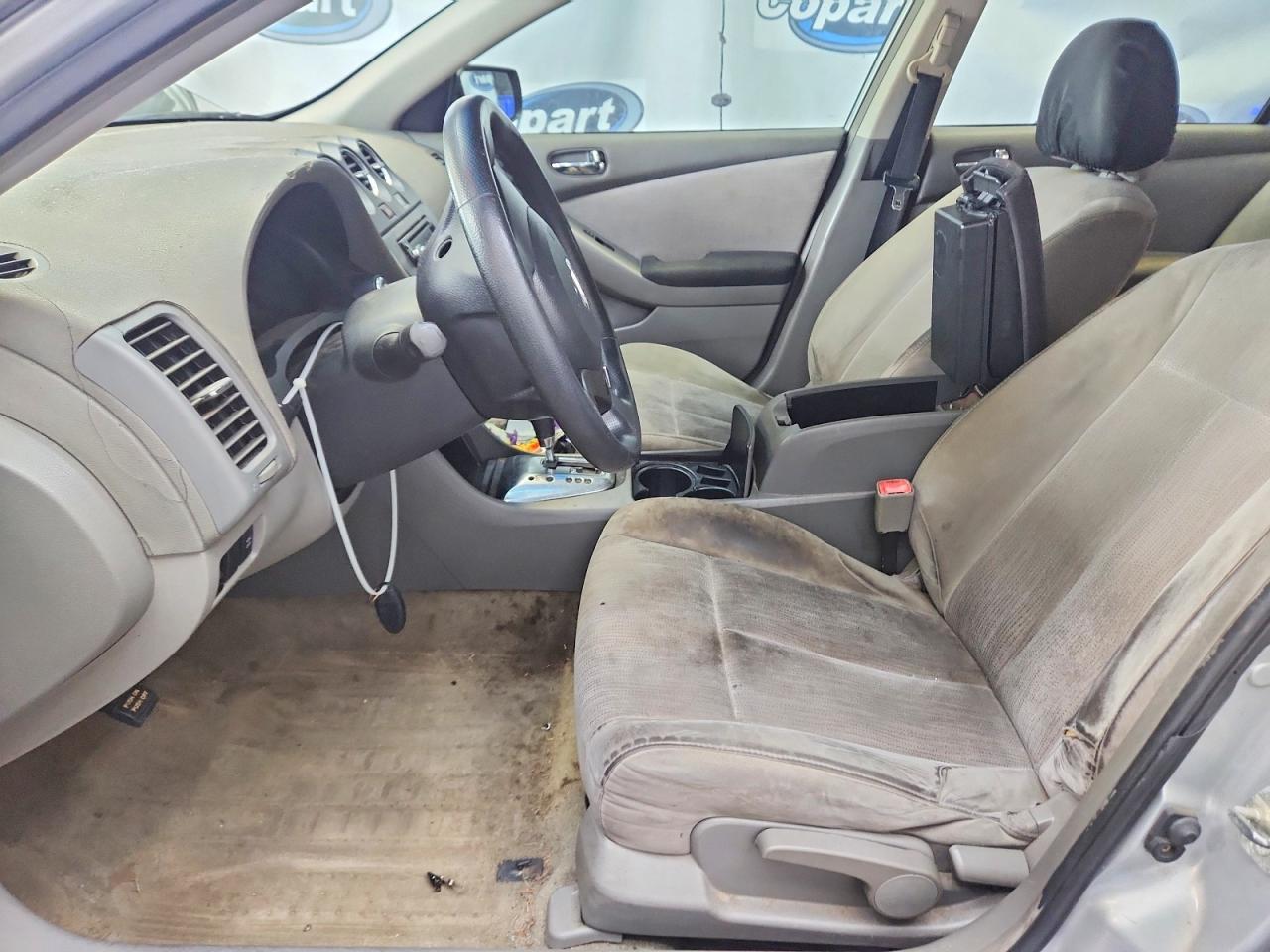 2010 Nissan Altima Серебряный vin: 1N4AL2AP1AN560042