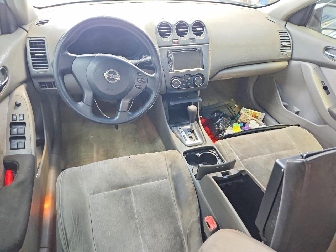 2010 Nissan Altima Серебряный vin: 1N4AL2AP1AN560042