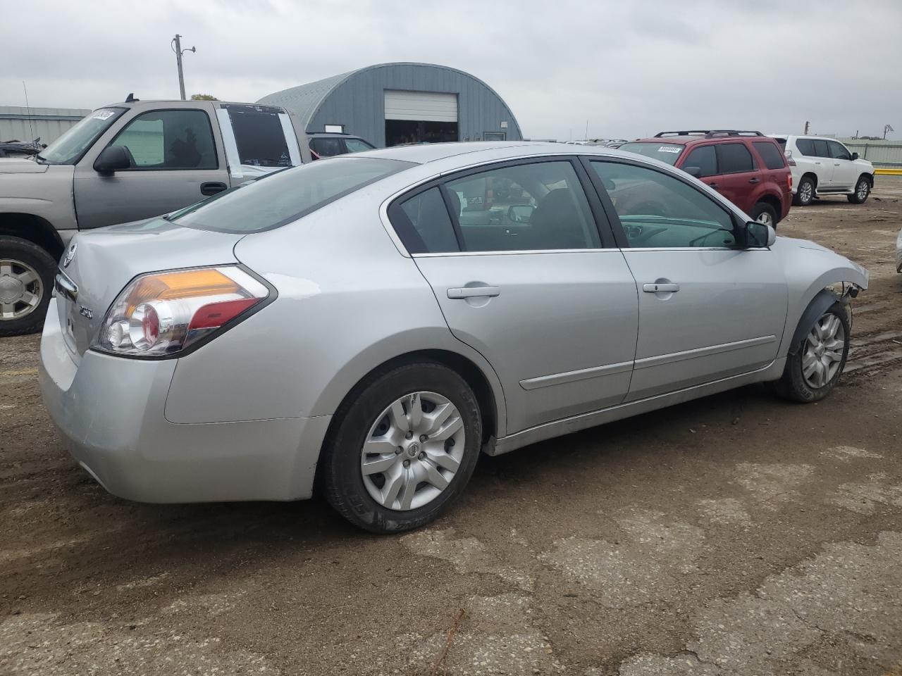 2011 Nissan Altima Base Silver vin: 1N4AL2AP1BC101803