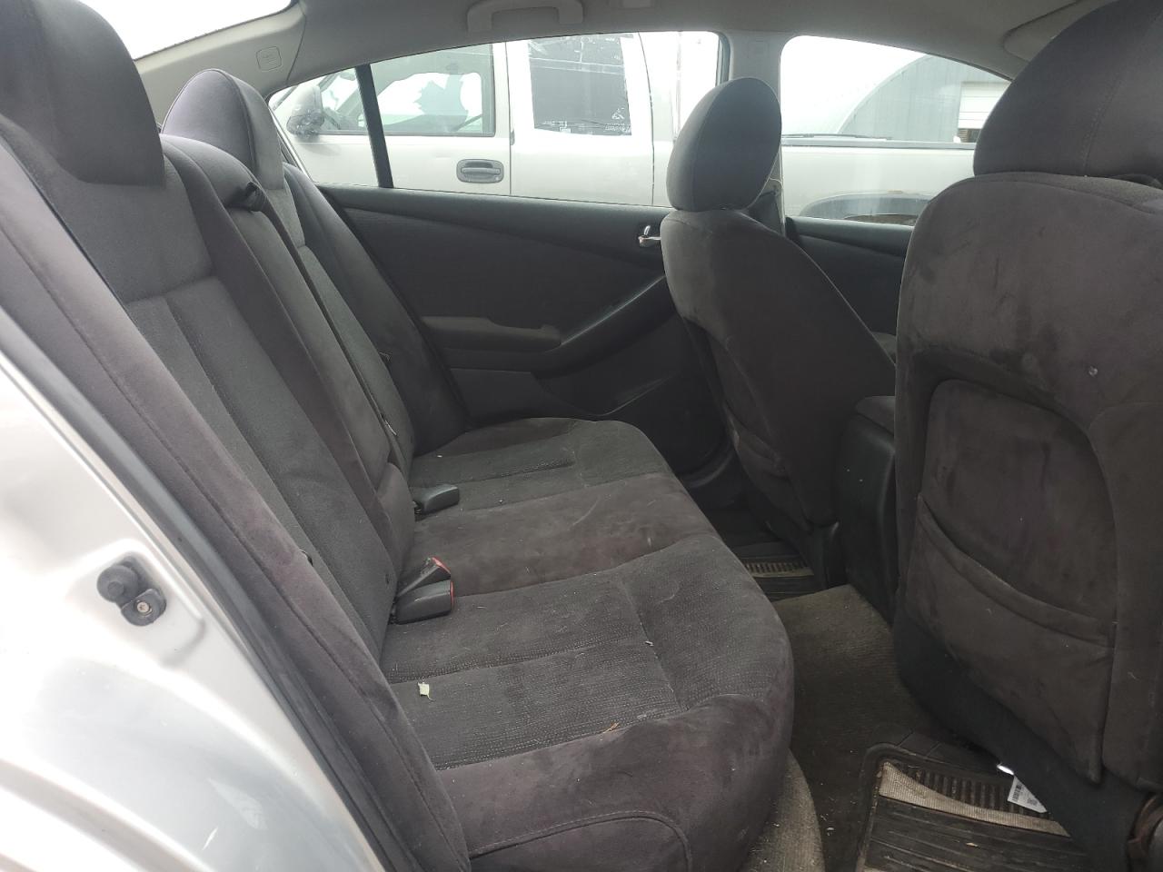 2011 Nissan Altima Base Silver vin: 1N4AL2AP1BC101803