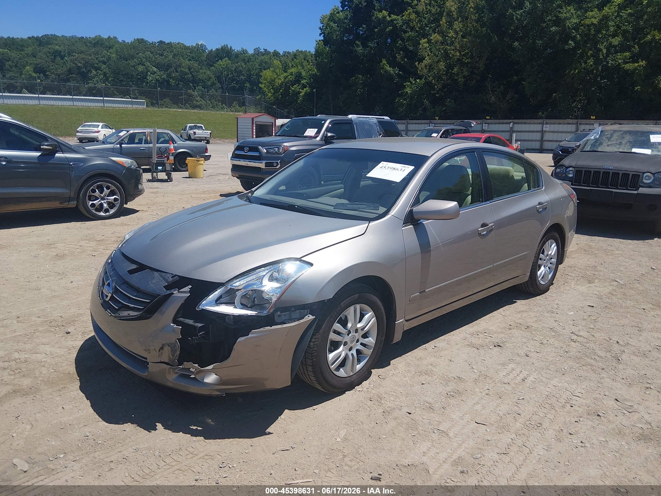 2011 Nissan Altima 2.5 S Gold vin: 1N4AL2AP1BC121873