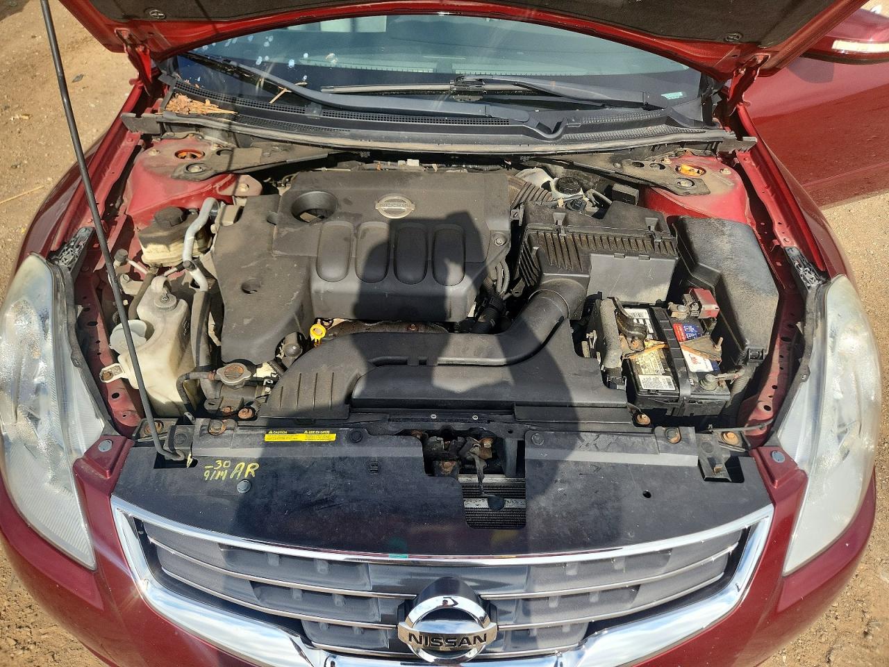 2011 Nissan Altima 2.5 Red vin: 1N4AL2AP1BN407405