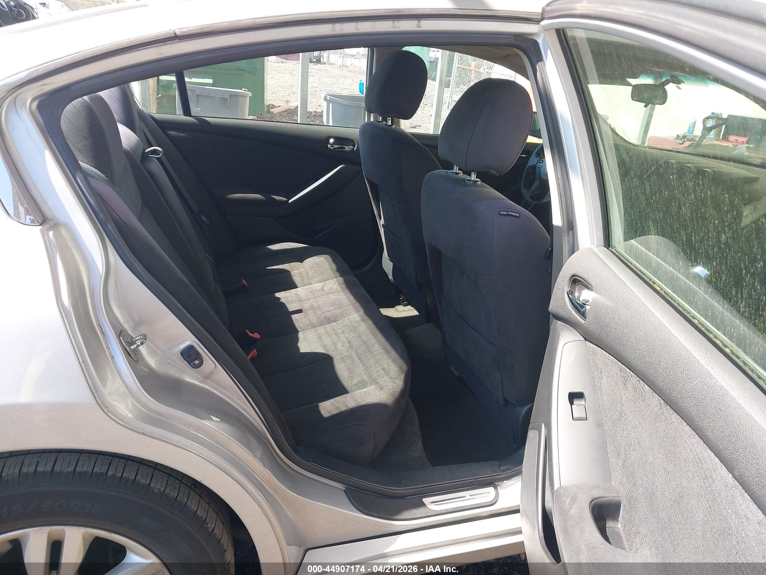 2011 Nissan Altima 2.5 S Серебряный vin: 1N4AL2AP1BN420672