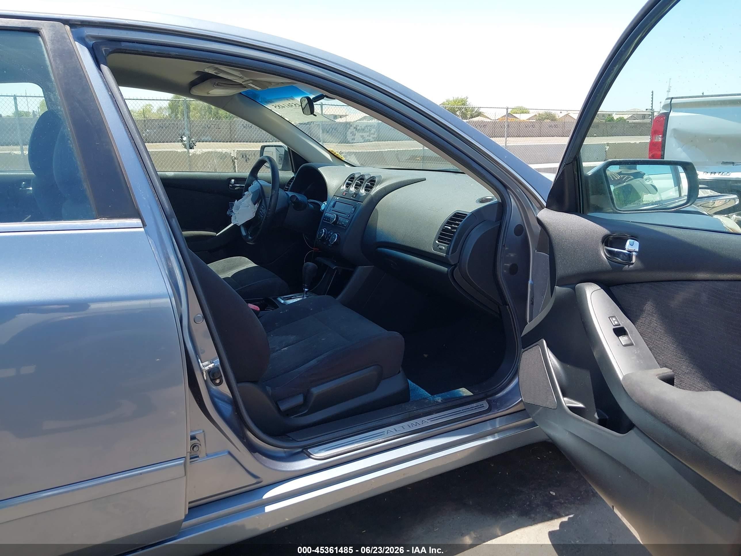 2011 Nissan Altima 2.5 S Blue vin: 1N4AL2AP1BN427525