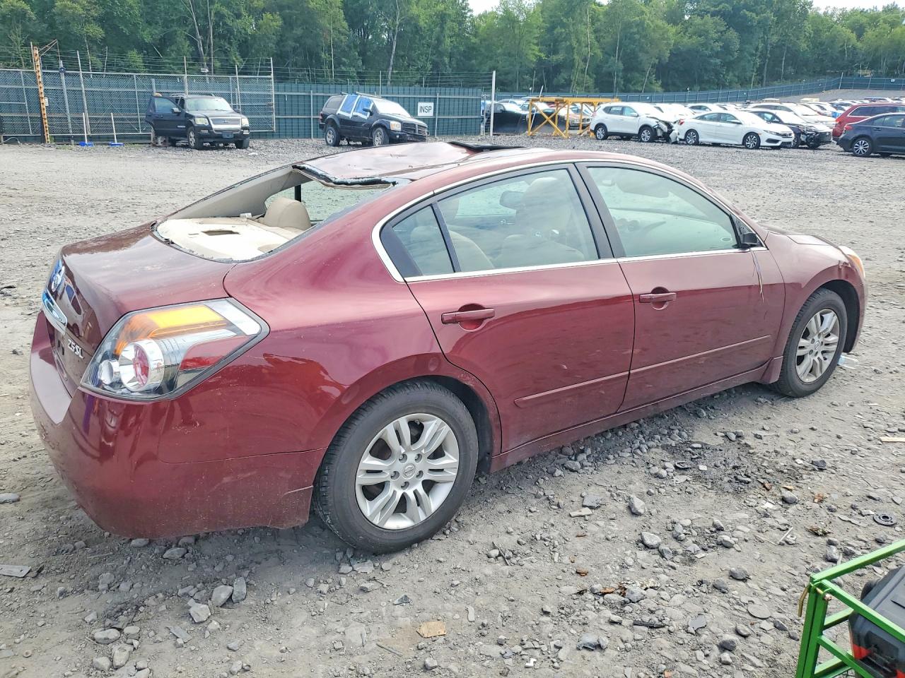 2011 Nissan Altima 2.5 Maroon vin: 1N4AL2AP1BN463814