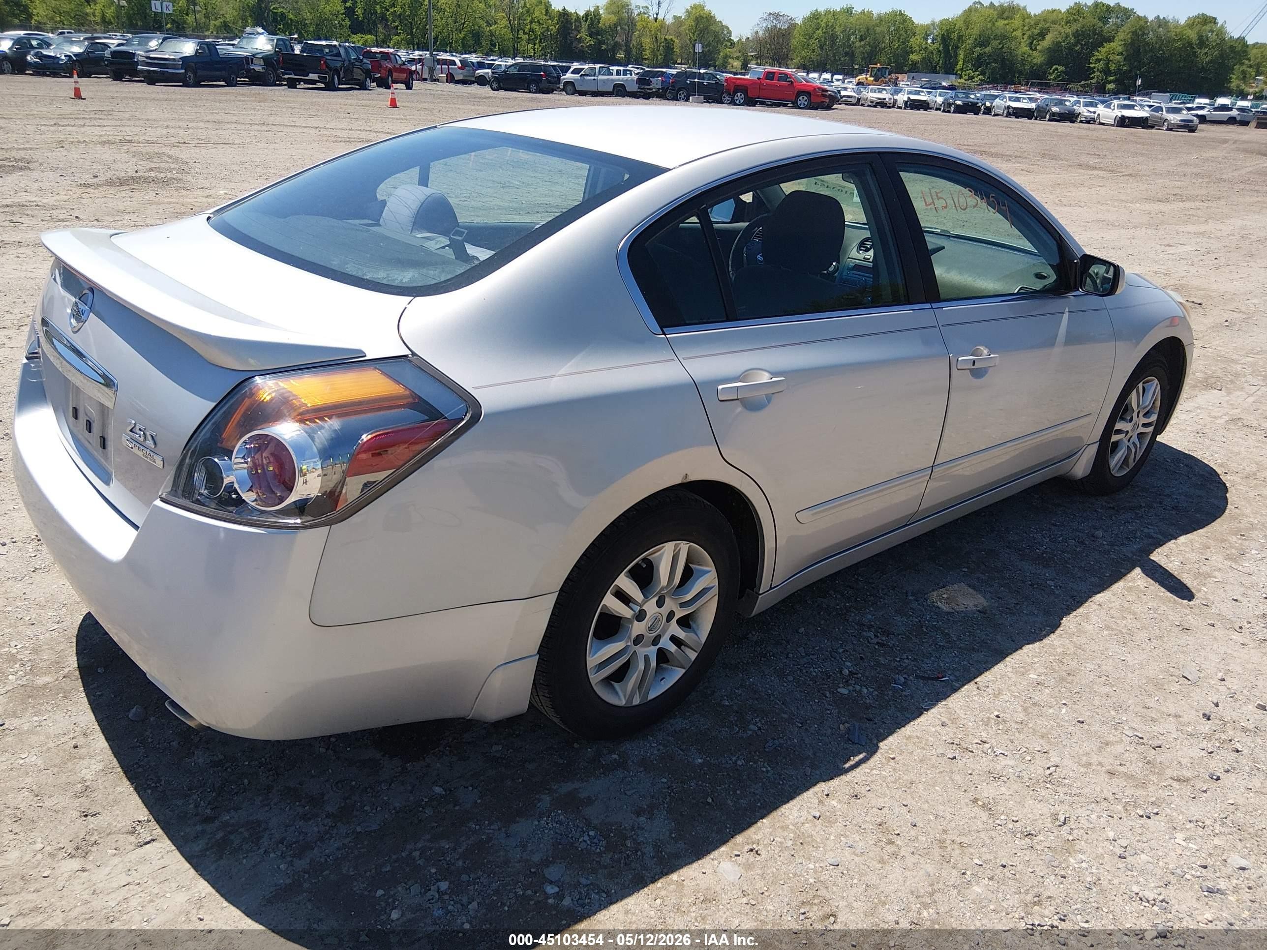 2011 Nissan Altima 2.5 S Серебряный vin: 1N4AL2AP1BN510940