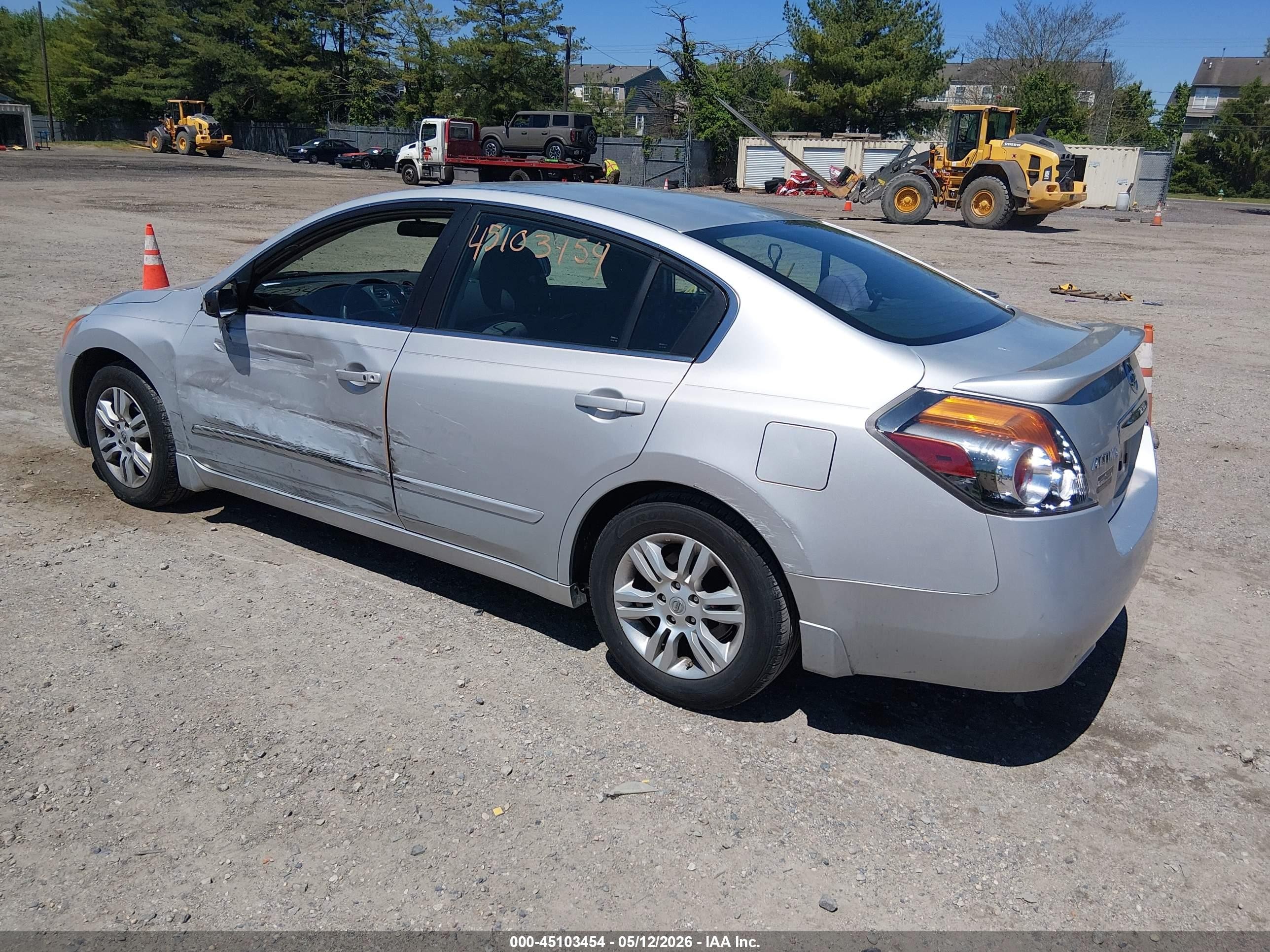 2011 Nissan Altima 2.5 S Серебряный vin: 1N4AL2AP1BN510940