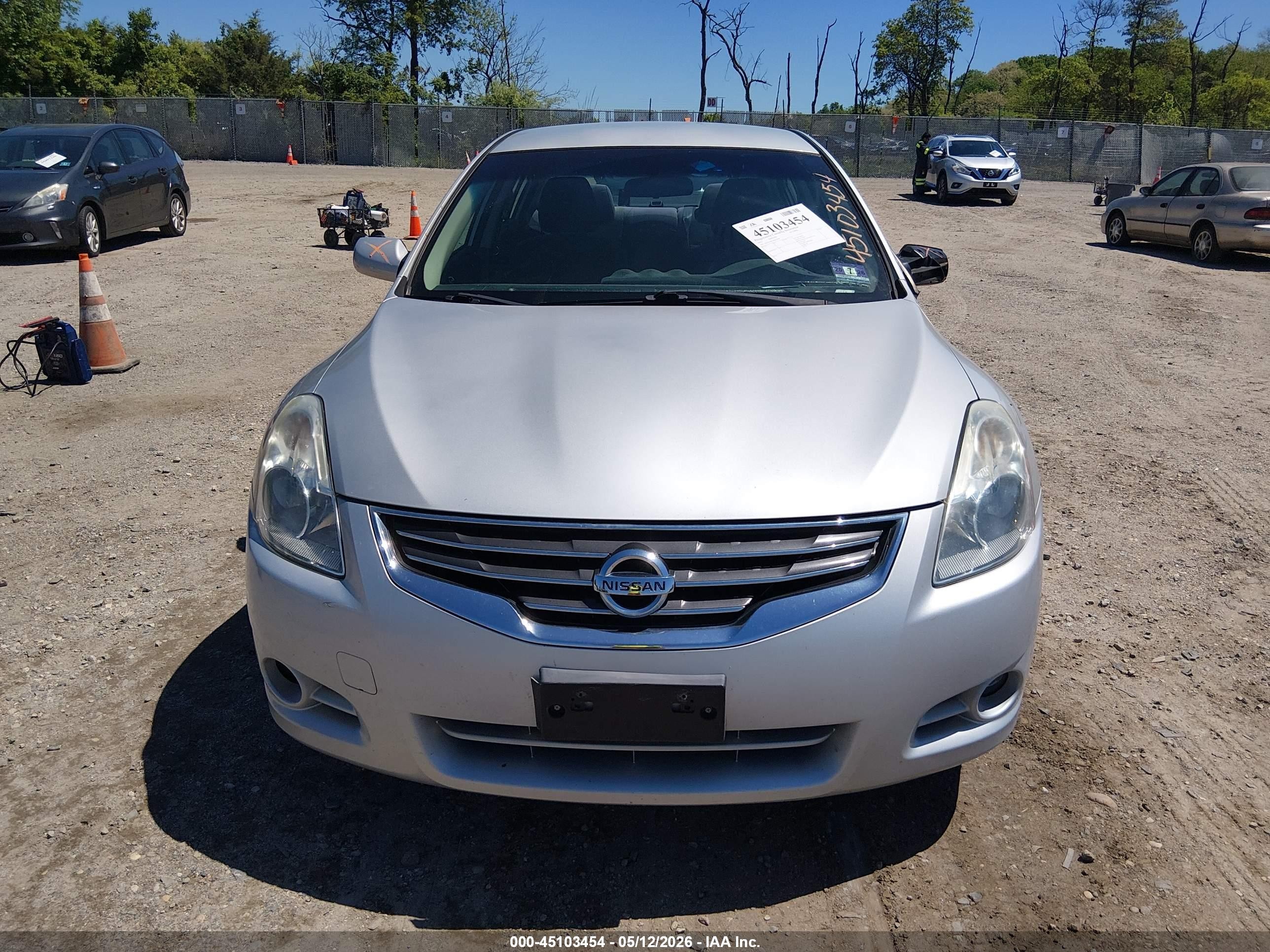 2011 Nissan Altima 2.5 S Серебряный vin: 1N4AL2AP1BN510940