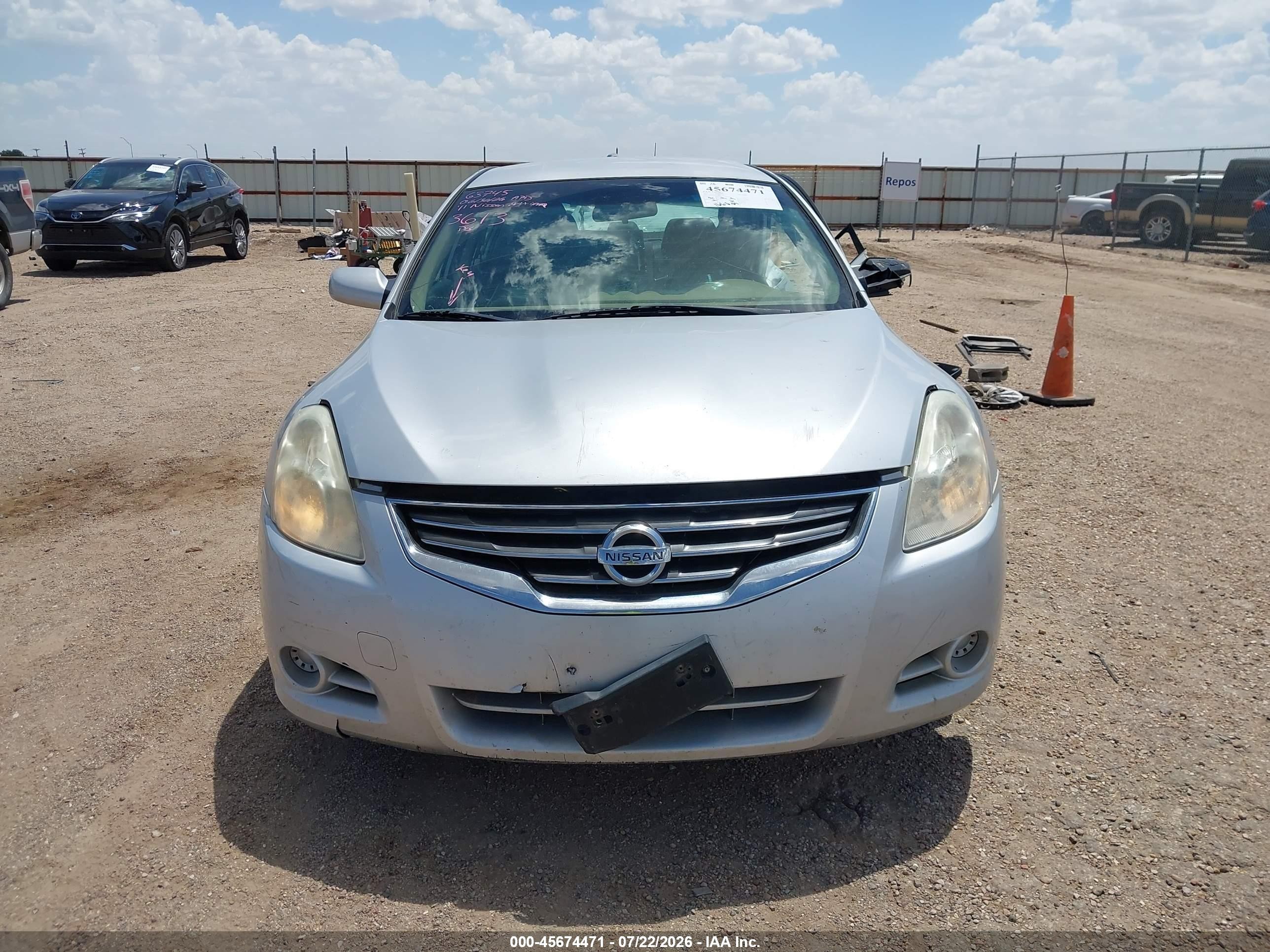 2011 Nissan Altima 2.5 S Silver vin: 1N4AL2AP1BN513613