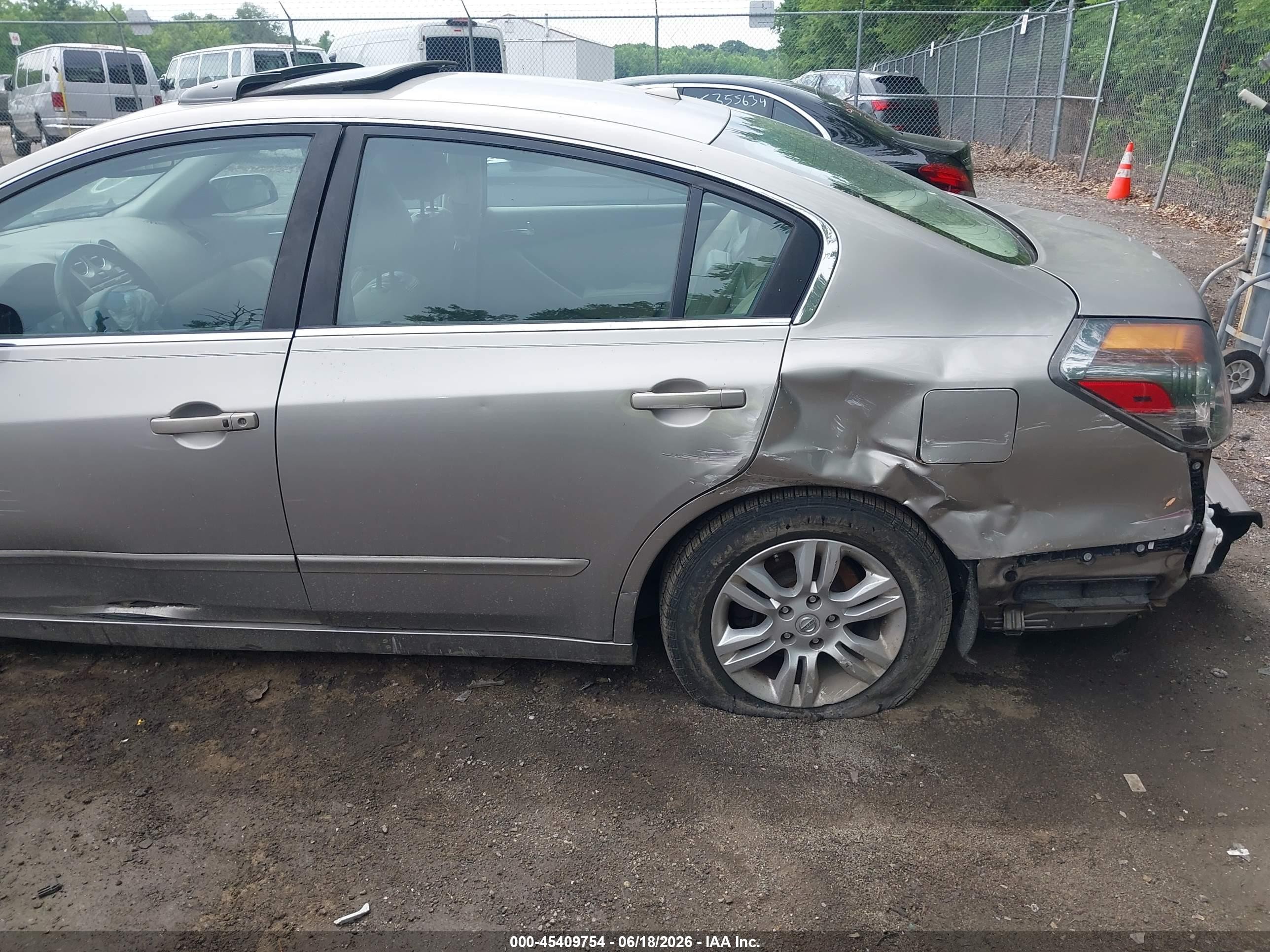 2012 Nissan Altima 2.5 S Gray vin: 1N4AL2AP1CC144894