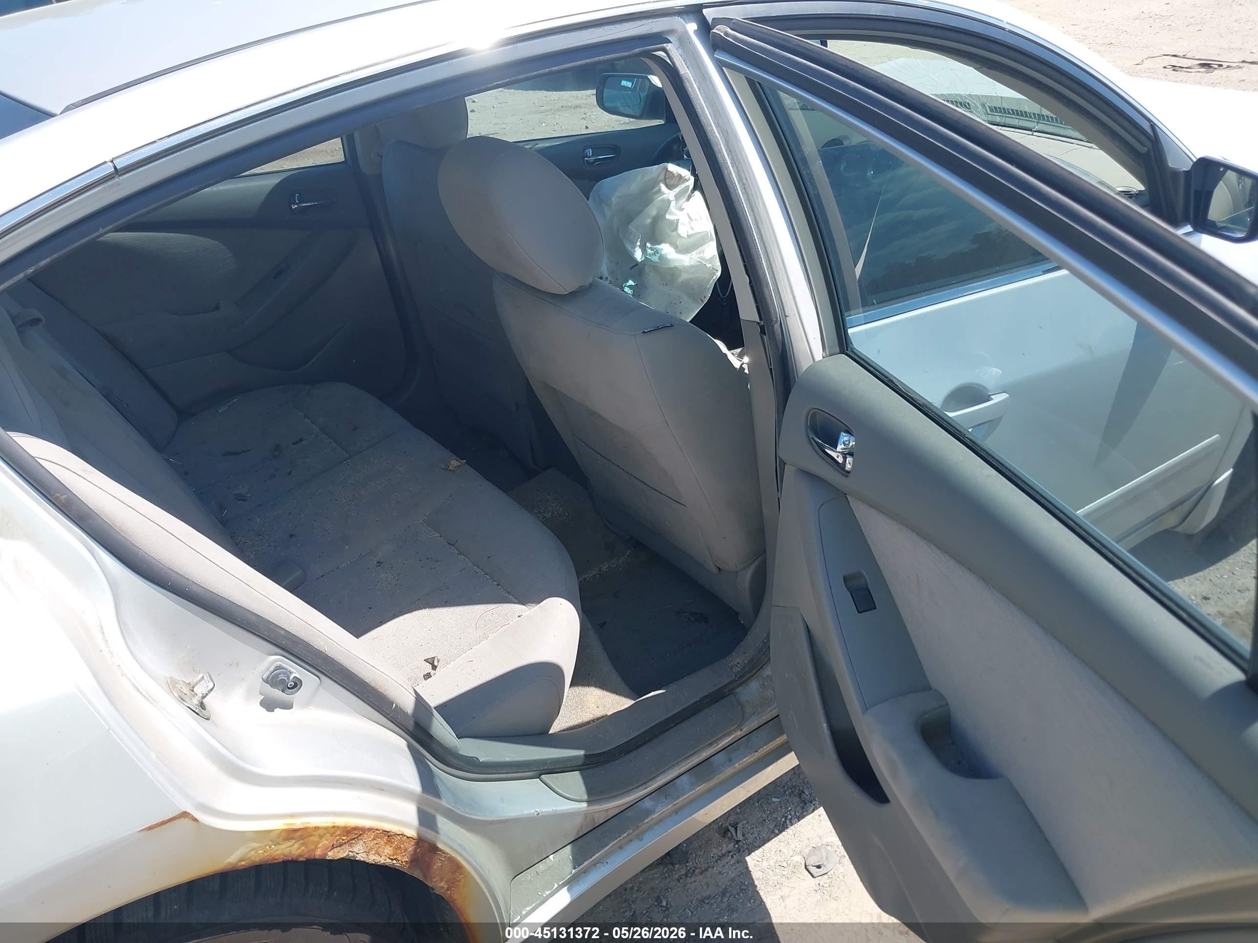 2012 Nissan Altima 2.5 S Silver vin: 1N4AL2AP1CC204396